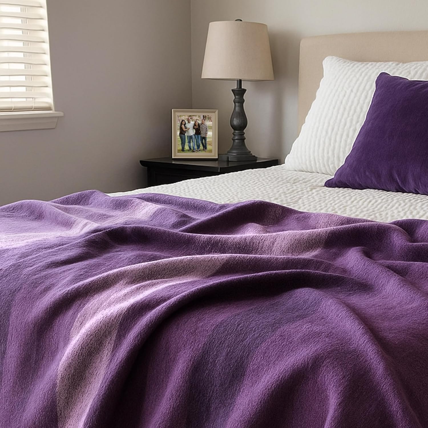 LATITUDE ZERO, Alpaca Wool Throw Blanket | Warm, Ultra-Soft, Breathable, Non-Itchy Blanket-Throw | Hypoallergenic and Beautiful Fabric (Purple)