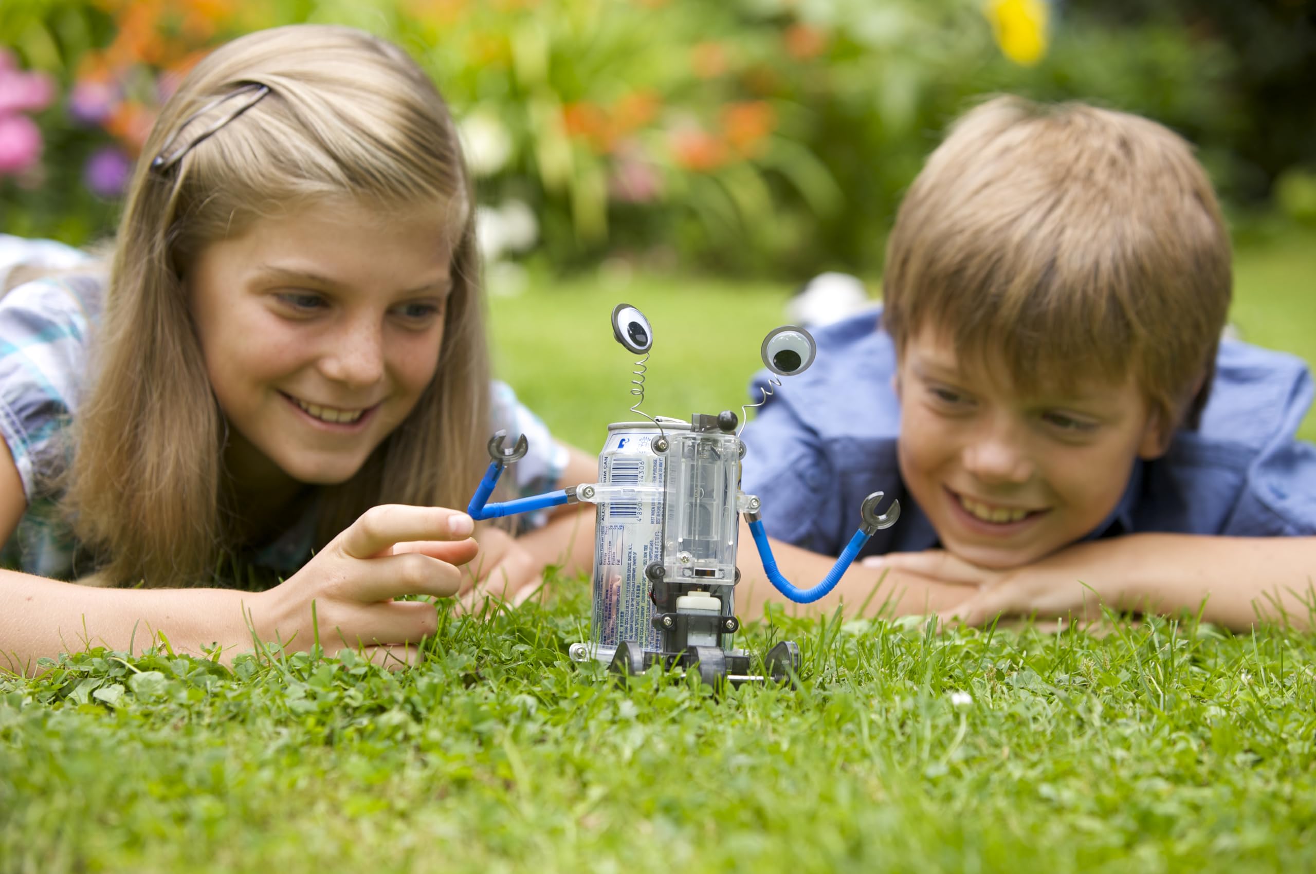 4M 00-03270 Kidz Robotix, Robot Ecologico, Kit Scientifico Educativo, Meccanica con Riciclo, Multicolor, +8 anni