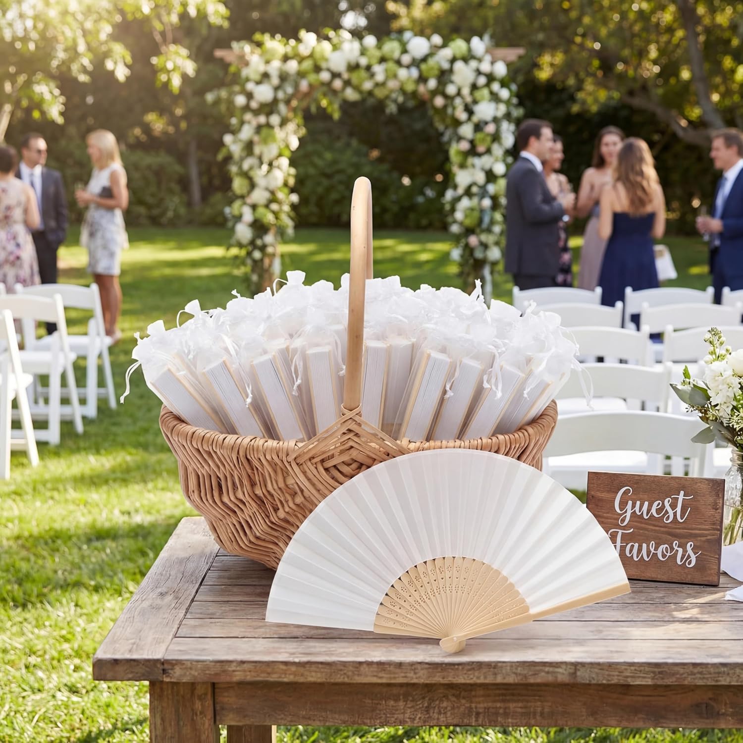 101 Pack Wedding Fan for Guests with a Storage Basket Organza Bag Abanicos De Mano para Fiesta Blank Folding Fans Bulk DIY Party Favor for Outdoor Wedding Decor Bridal Shower Souvenir Gift