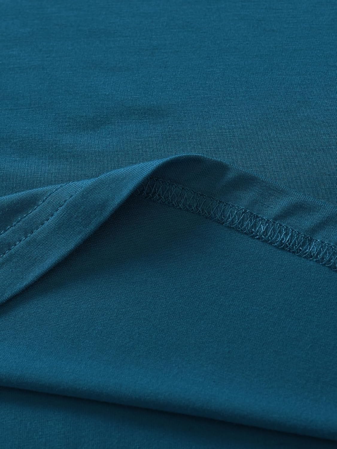 Latuza Women's Petite Pajamas Set V-Neck Top Jogger Pants - Image 7