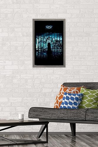 Miniatura 78 de Trends International DC Comics Movie - Póster de pared de una hoja de Batman VIew Of The City, 14.725 x 22.375 pulgadas, versión premium sin marco
