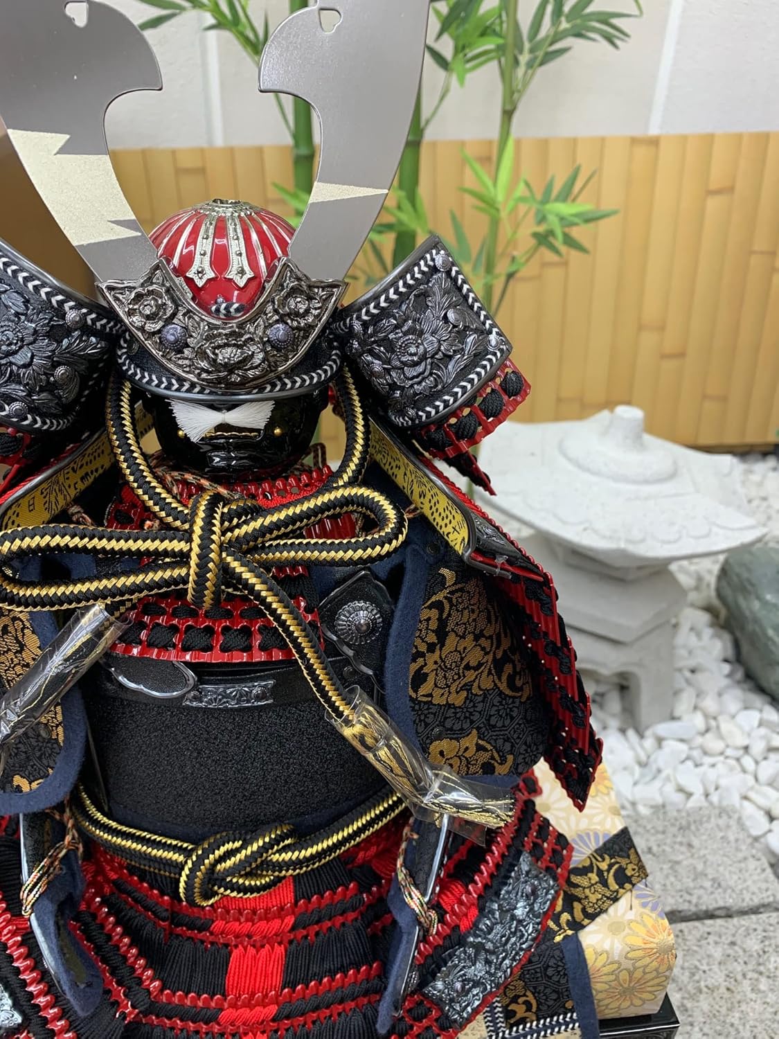 お値下げ中＊サムライ、源氏兜、侍、兜、鋳物、節句、端午の節句、美術工芸品 お値下げ中＊サムライ、源氏兜、侍、兜、鋳物、節句、端午の節句、美術工芸