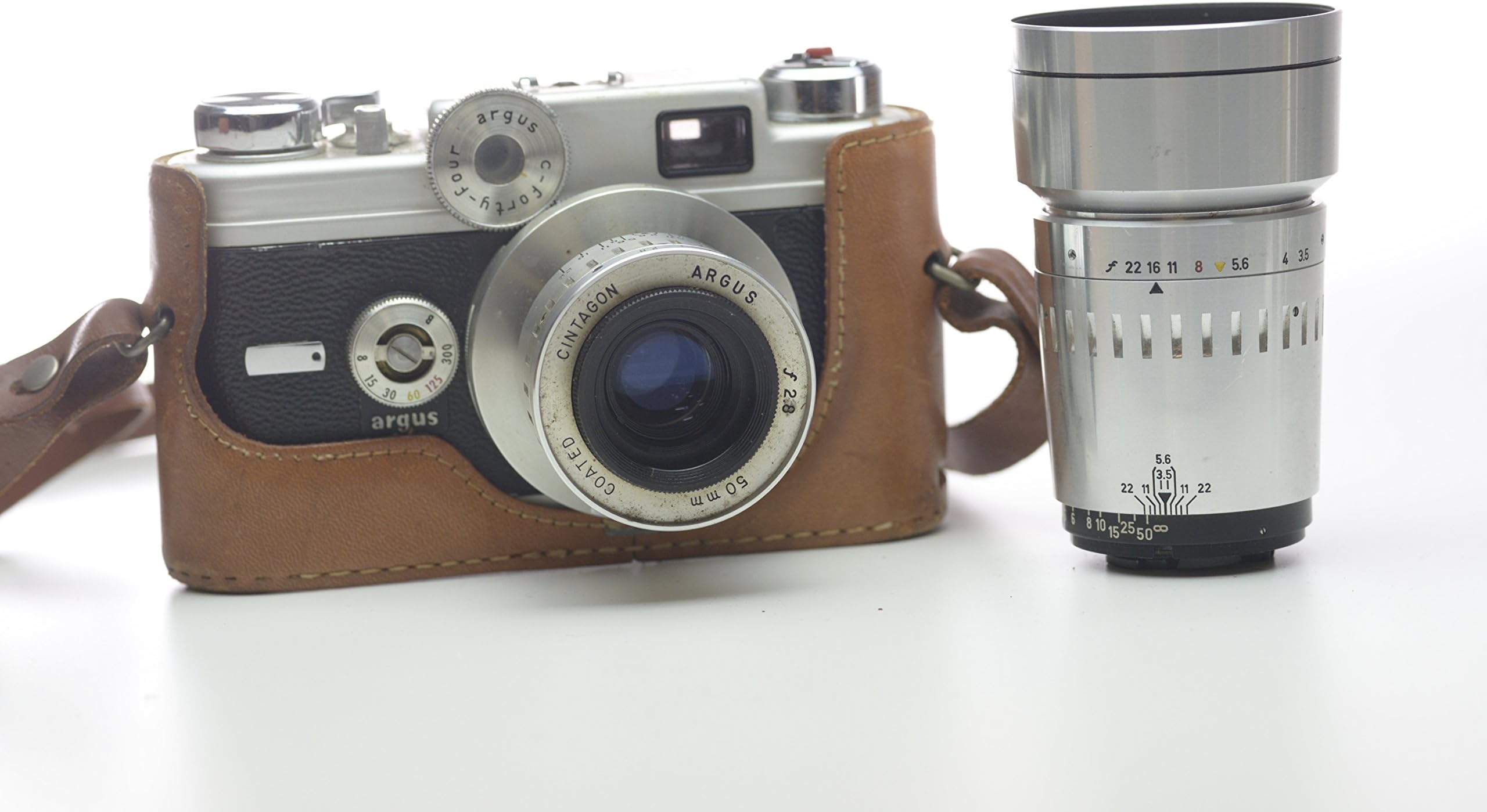 Vintage Argus C-Forty Four 35mm Rangefinder CameraAS PICTURED