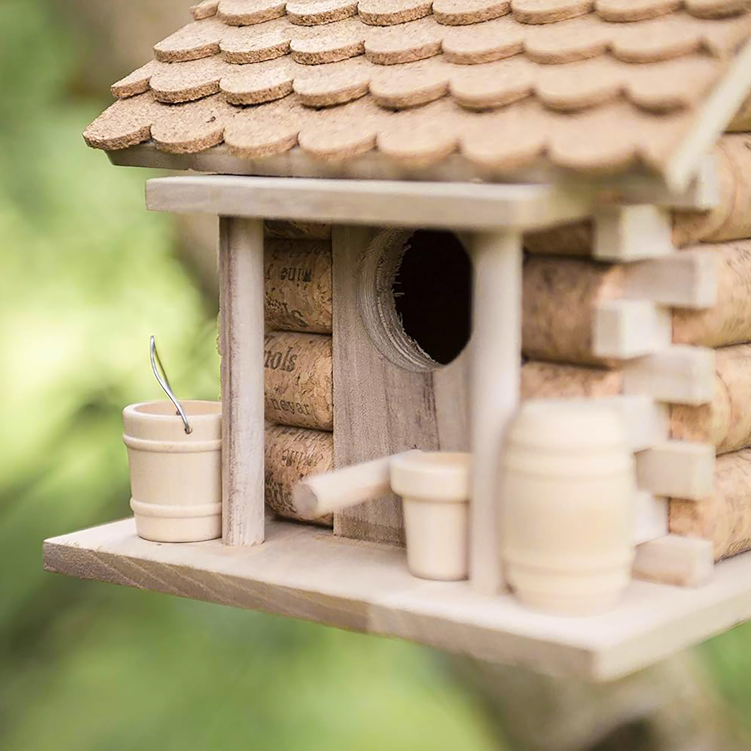 Garden Mile® Casa Uccelli Esterni in sughero e legno da appendere per il giardino decorazione del giardino casette di uccelli selvatici in sughero.