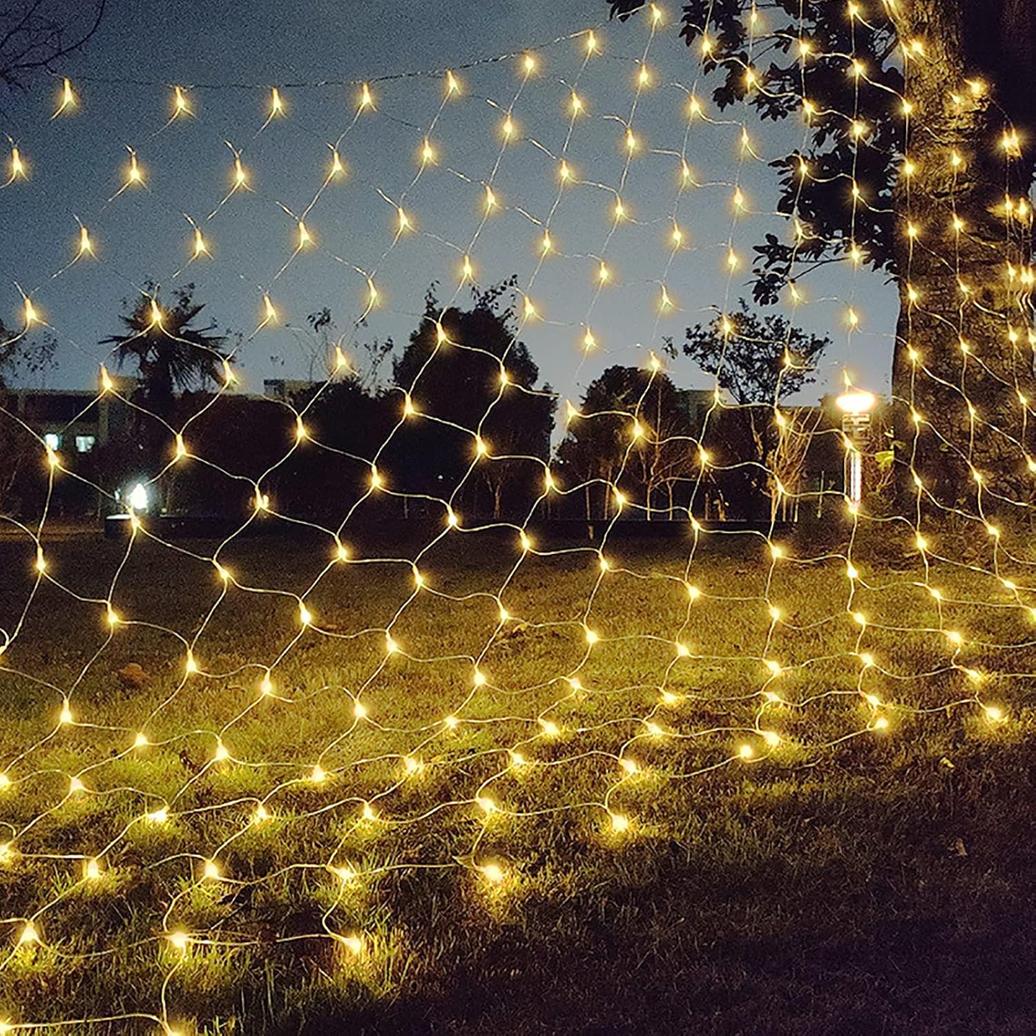 Solar Garden Led Fairy Lights Outdoor String Lights Waterproof Christmas Net Lights 8 Modes Mesh String Light for Wedding Party Halloween Bushes Auto On/Off-Warm White 3m x 2m 256leds