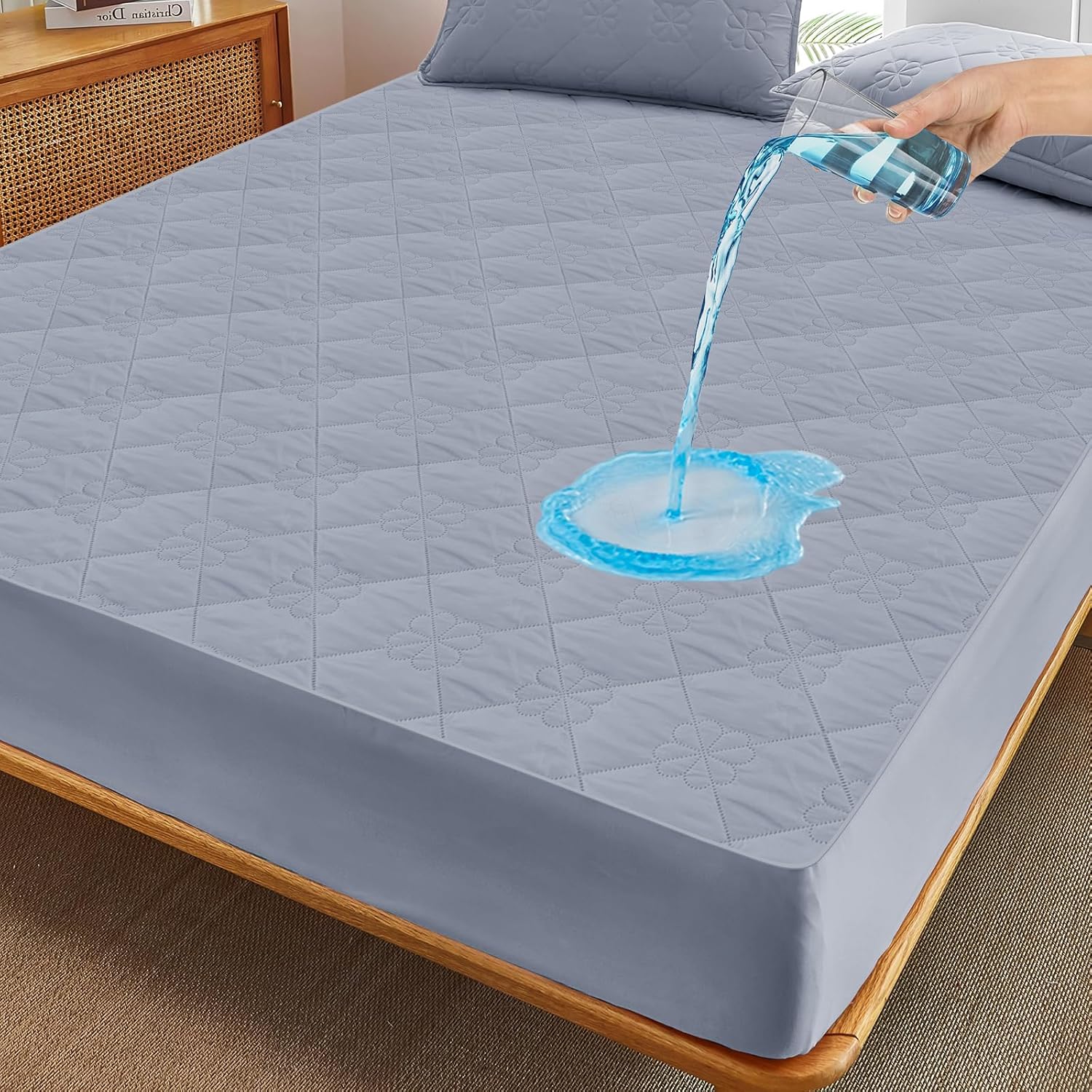 Waterproof Mattress Protector, Noiseless King Size Mattress Pad with Deep Pocket Fitted Up to 6-12 inches, Soft Breathable Dirt-Proof Bed Mattress Cover Washable for Bedroom, Hotel(1, Gray, King)