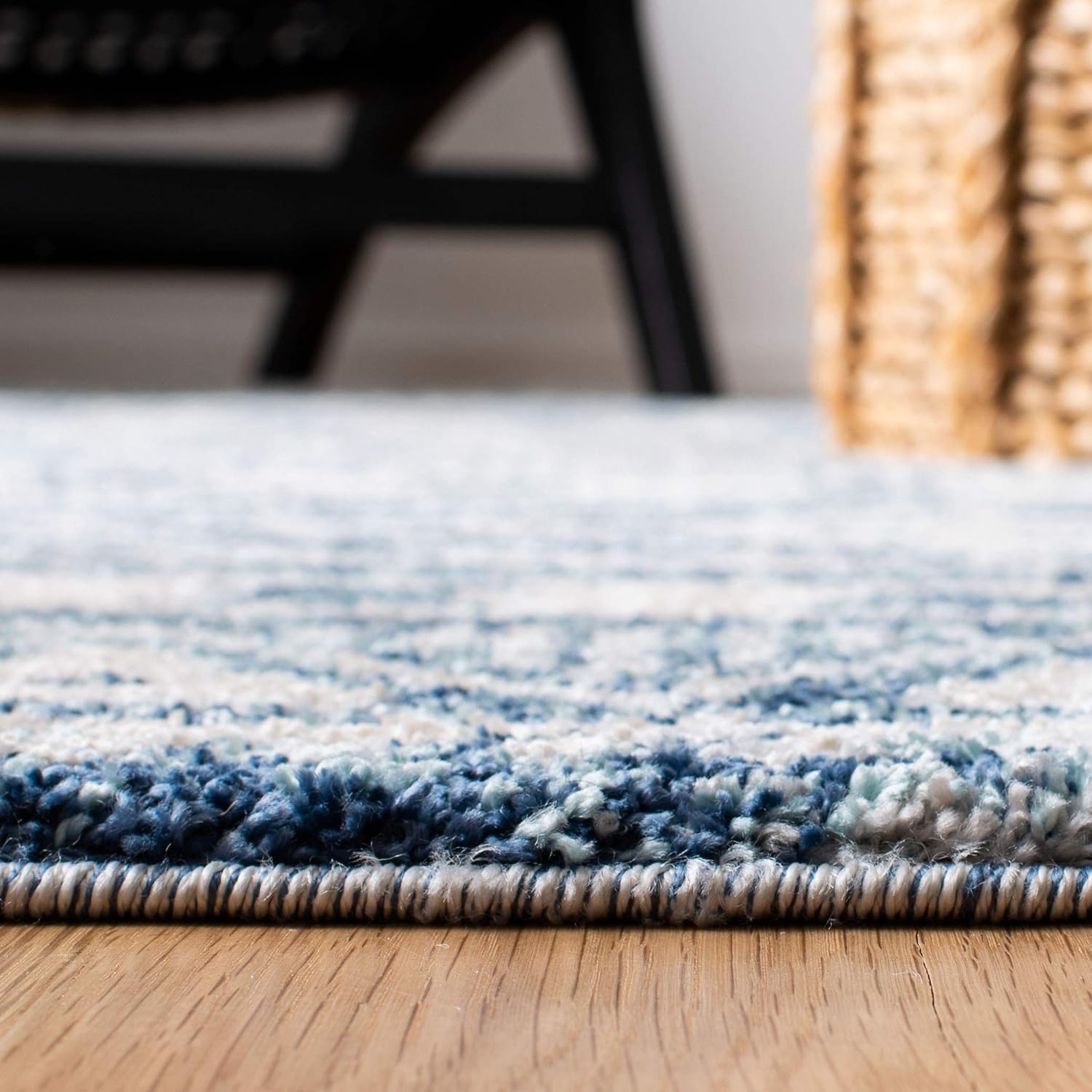 SAFAVIEH Tunisia Collection Runner Rug - 2' x 8', Navy & Ivory, Moroccan Tribal Design, Non-Shedding & Easy Care, Ideal for High Traffic Areas in Living Room, Bedroom (TUN739N)