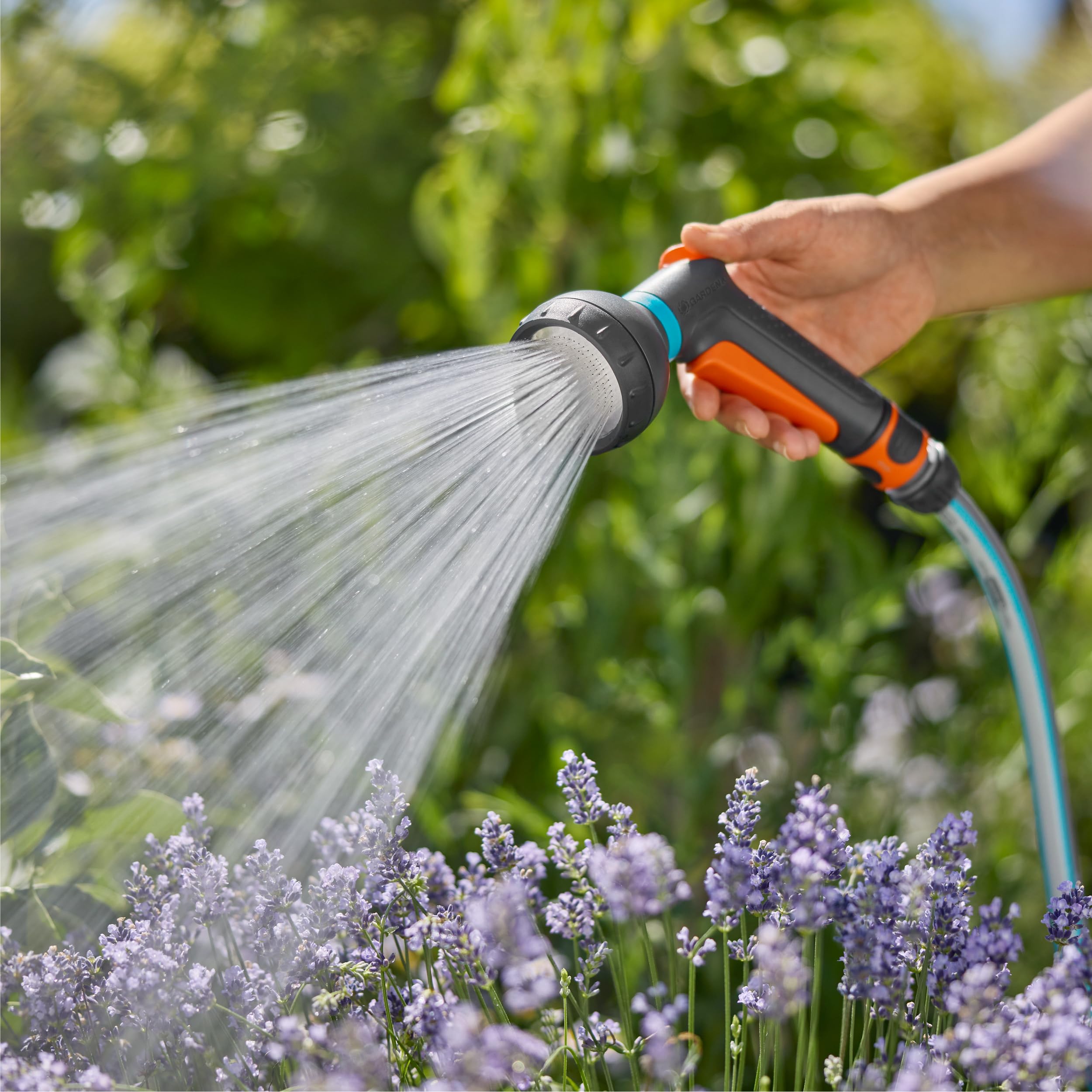 Gardena Pulverizadores y boquillas de riego clásicos: pulverizador de manguera de jardín, patrón de pulverización suave para riego de plantas, fabricado en Alemania, diseñado para durar, el gatillo de
