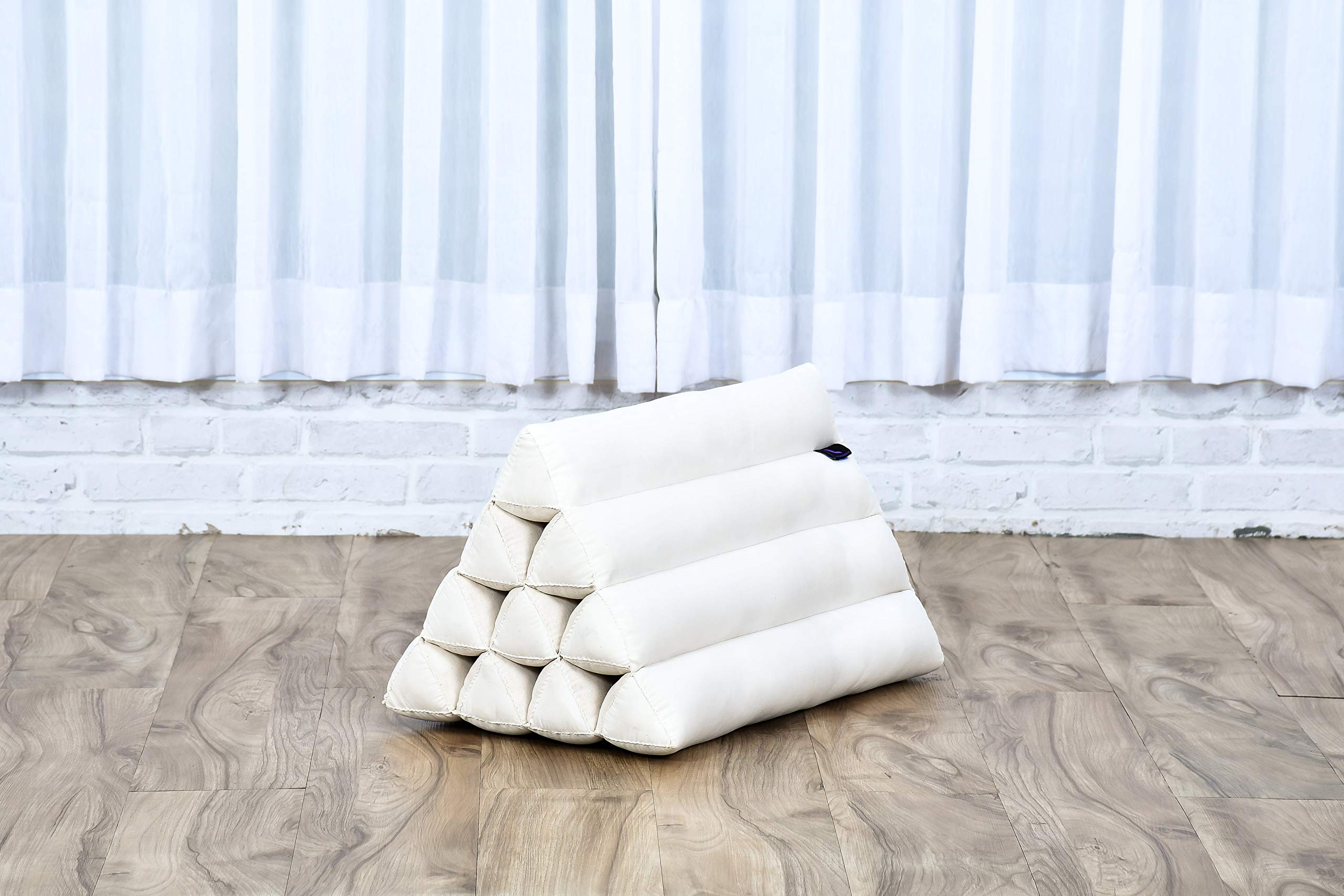 Leewadee Thai Dreieckskissen 50 x 33 x 33 cm - Kapok Rückenstütze | Lese-, Boden- & Meditationskissen mit Rückenkissen - fest & formstabil, ideal als Wohnzimmer-Deko