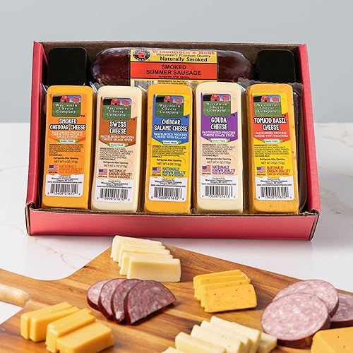 Wisconsin Cheese Company - Caja de regalo de queso especial y salchichas de verano, 100% gouda de Wisconsin, queso cheddar ahumado, salami, tomate y