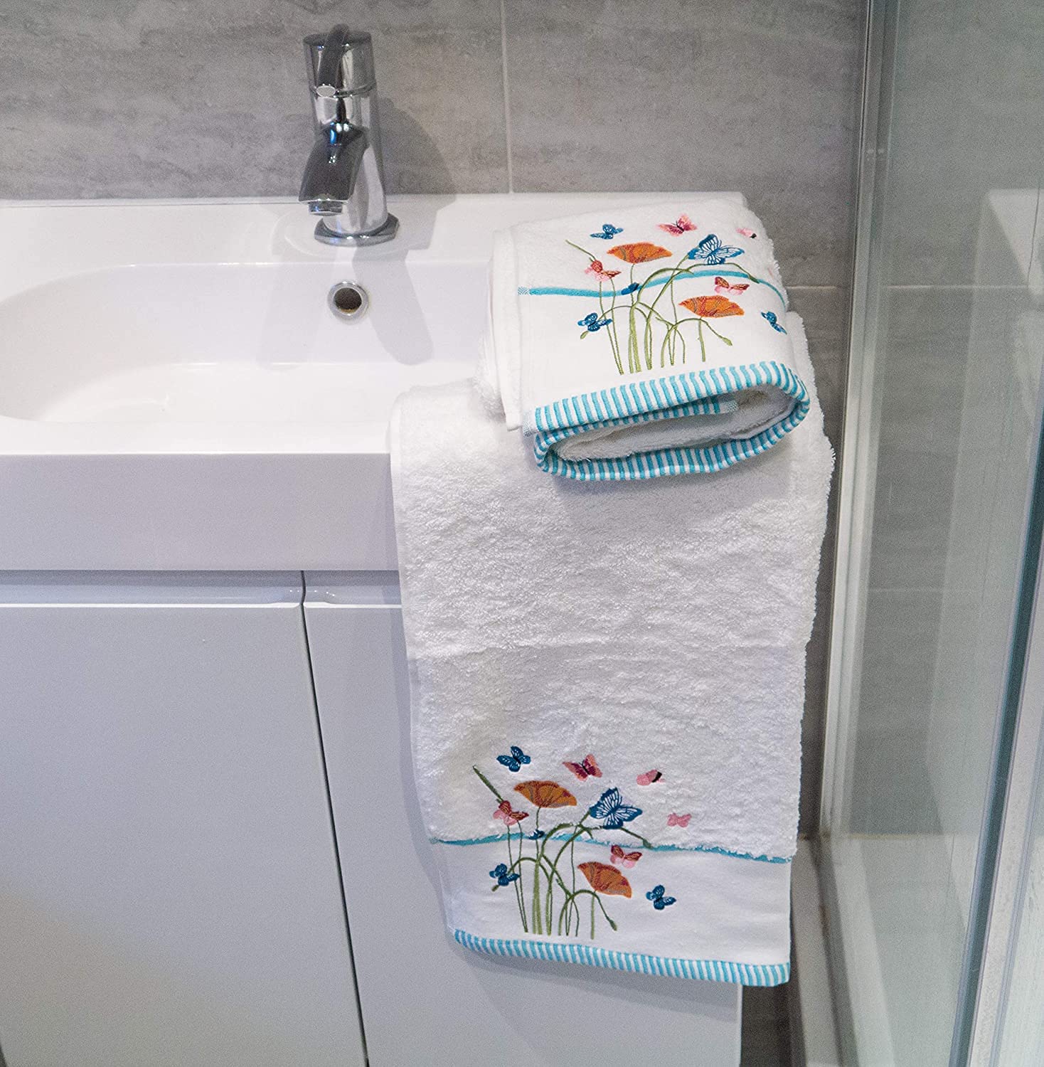 Lex's Linens Toallas bordadas florales y mariposas (paquete de 2 toallas de mano)