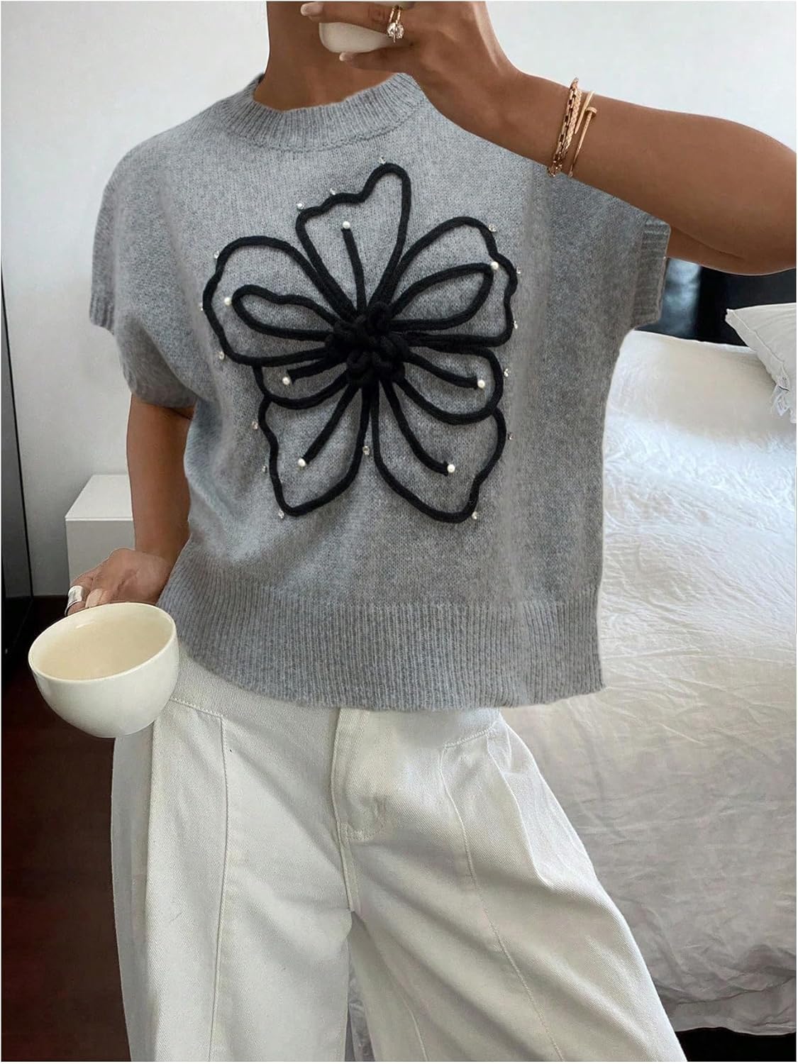 SHENHE Women's Short Sleeve Sweater 3D Flower Pearl Beaded Crewneck Cute Knit Sweater Vest Pullover - Image 3