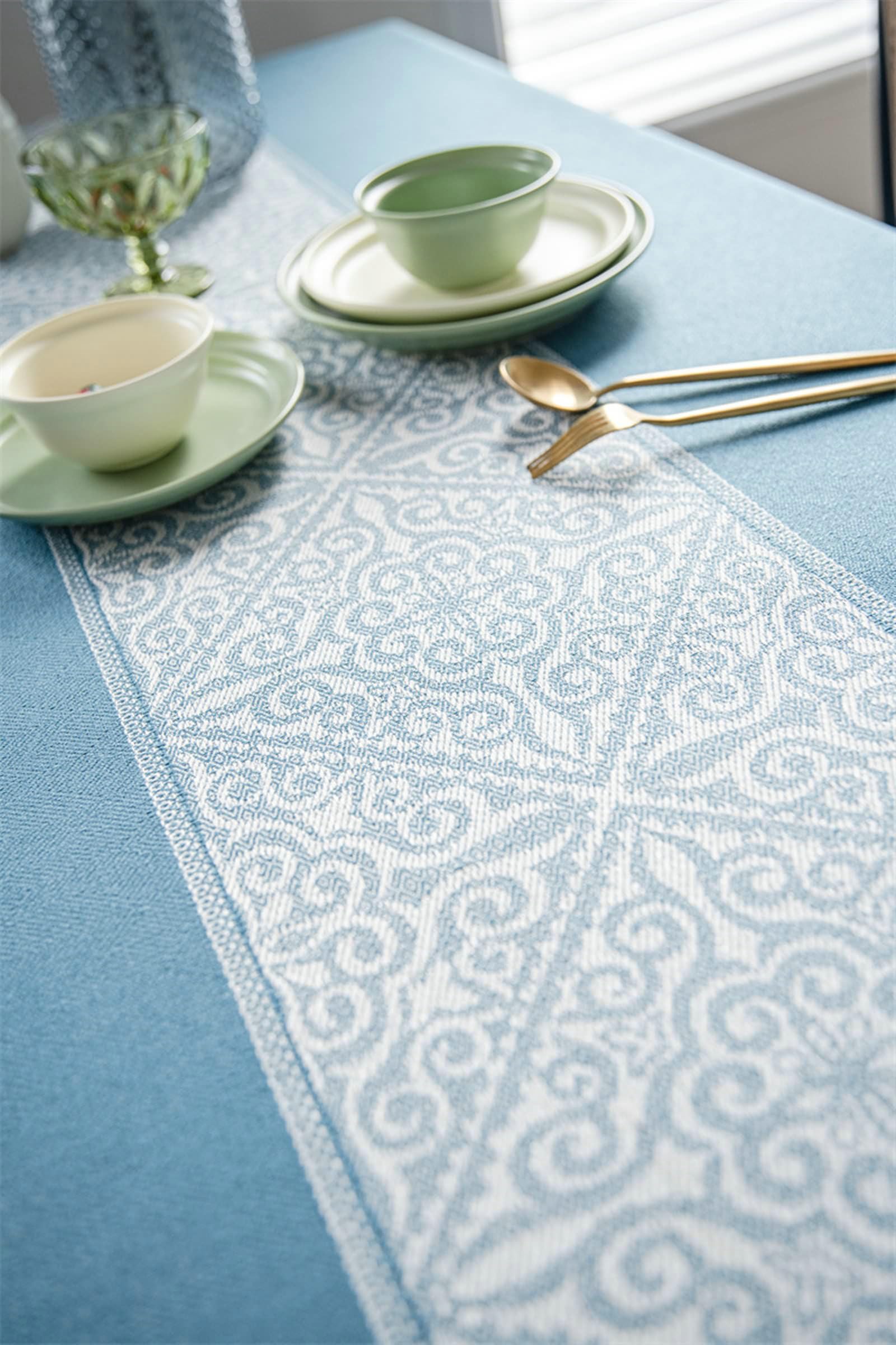 Gualiy Mantel Mesa Cuadrada Tela, Poliéster Mantel Mesa Sala 140x220CM Manteles de Mesa Antimanchas Jacquard de Flores con Borlas Mantel para Mesa Salon, Azul