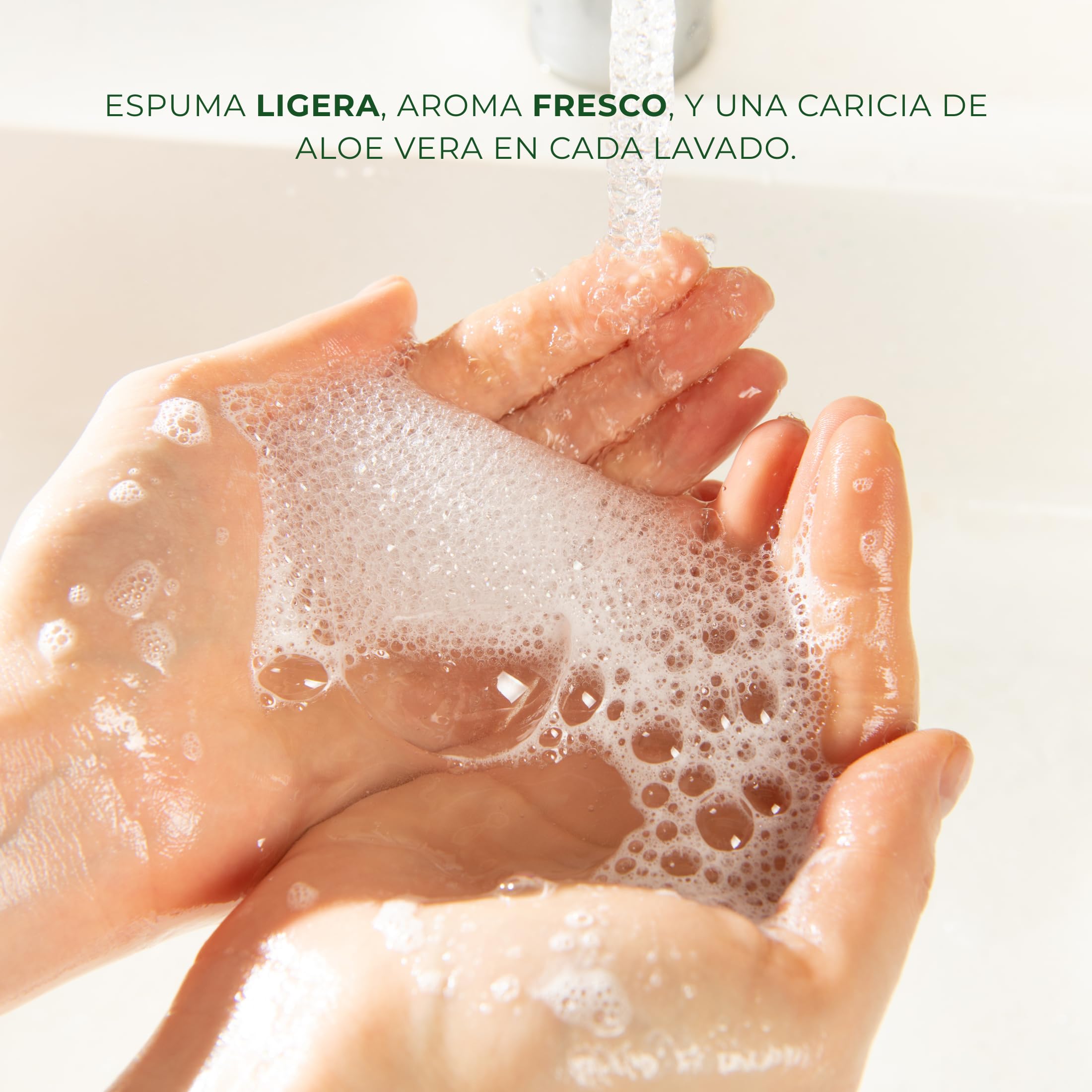 Babaria - Jabon De Manos Con Aloe Vera | Jabon Manos De 500ml | Jabón De Manos Que Hidrata Y Cuida Tu Piel | Gel De Manos De Origen Natural | Jabón Manos Con Glicerina