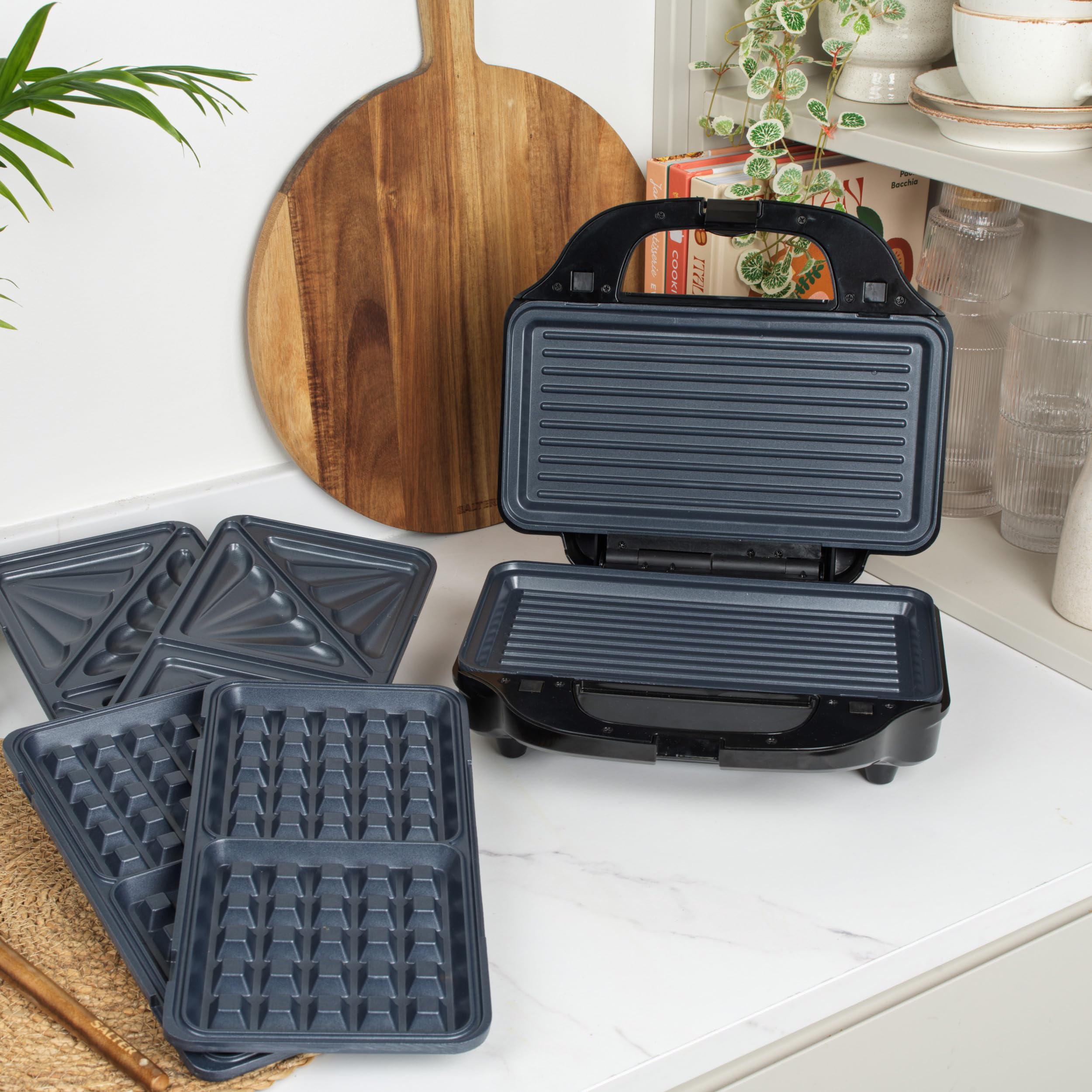 Salter XL 3-en-1 Snack Maker, plaques toastie, gaufres et panini, 900 W | Plaques amovibles antiadhésives, format deep fill, température automatique, poignée froide, voyants lumineux