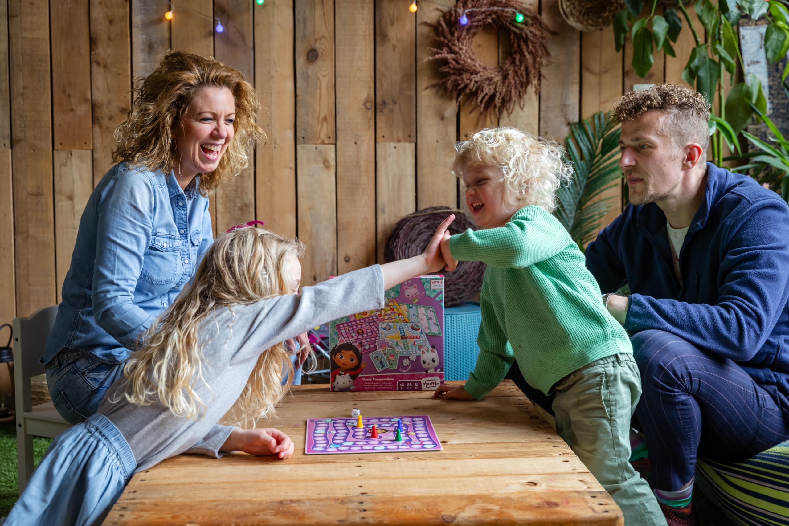 Gabby et la Maison Magique Jeu de société Enfant Famille Multijeux 5 Ans 2-4 Joueurs Gris
