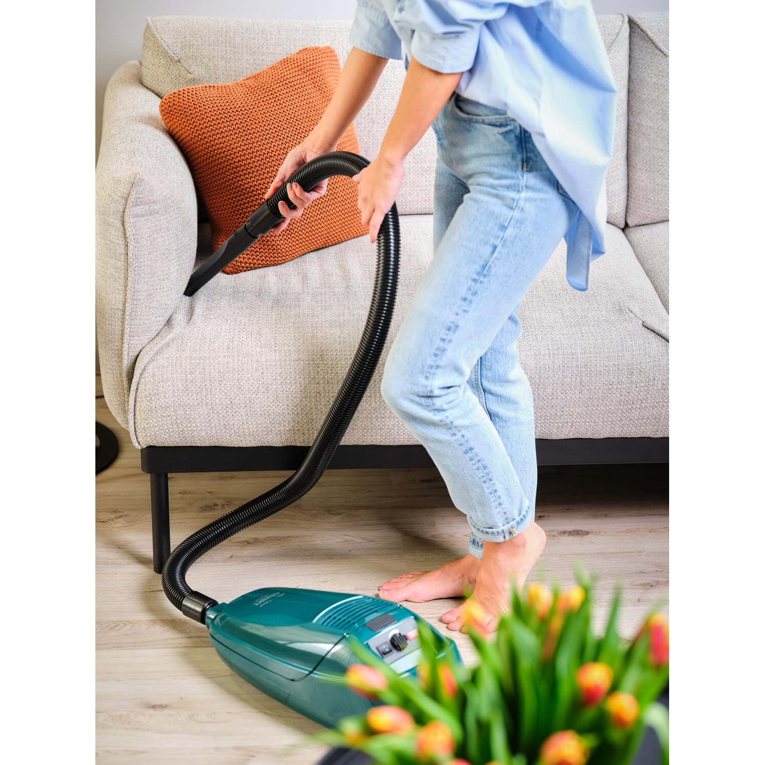 ETA Omega Handstaubsauger Apart Premium mit Beutel, Kabel, Turbo-Bürste, Parkett-Bürste und Polsterdüse für Tierhaare