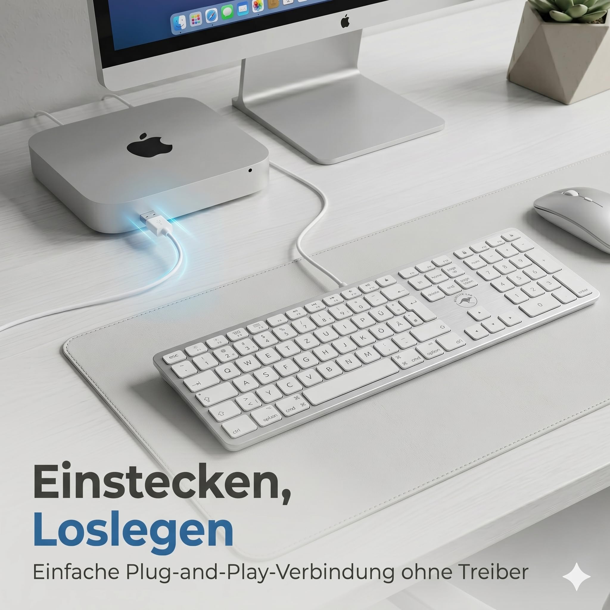 Mobility Lab Clavier Filaire QWERTZ per Mac - Design Elegante e Solido - Bianco e Argento - Plug and Play, Piedini Regolabili, Tasti Multimediali - Ideale per Ufficio e Casa - Alta Qualità