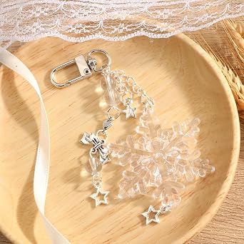 Snowflake Keychain Womens Christmas Snowflake Keycharm Transparent Winter Keycharm for Women Unique Ice Crystal Gift Idea
