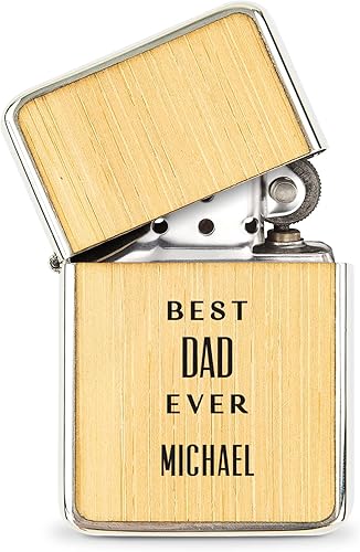 Weddingstar Encendedor personalizado de metal envuelto en madera personalizada a prueba de viento con caja de regalo Madera oscura - Iniciales