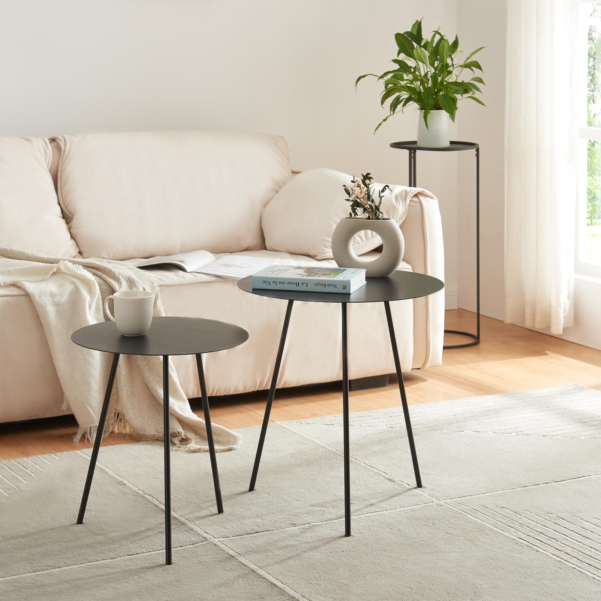 [en.casa] Table d'Appoint avec Plateau Rond et 3 Pieds Bout de Canapé Design Guéridon Table de Chevet Petite Table Basse pour Salon Chambre Bureau Métal 45 x 40 cm Noir