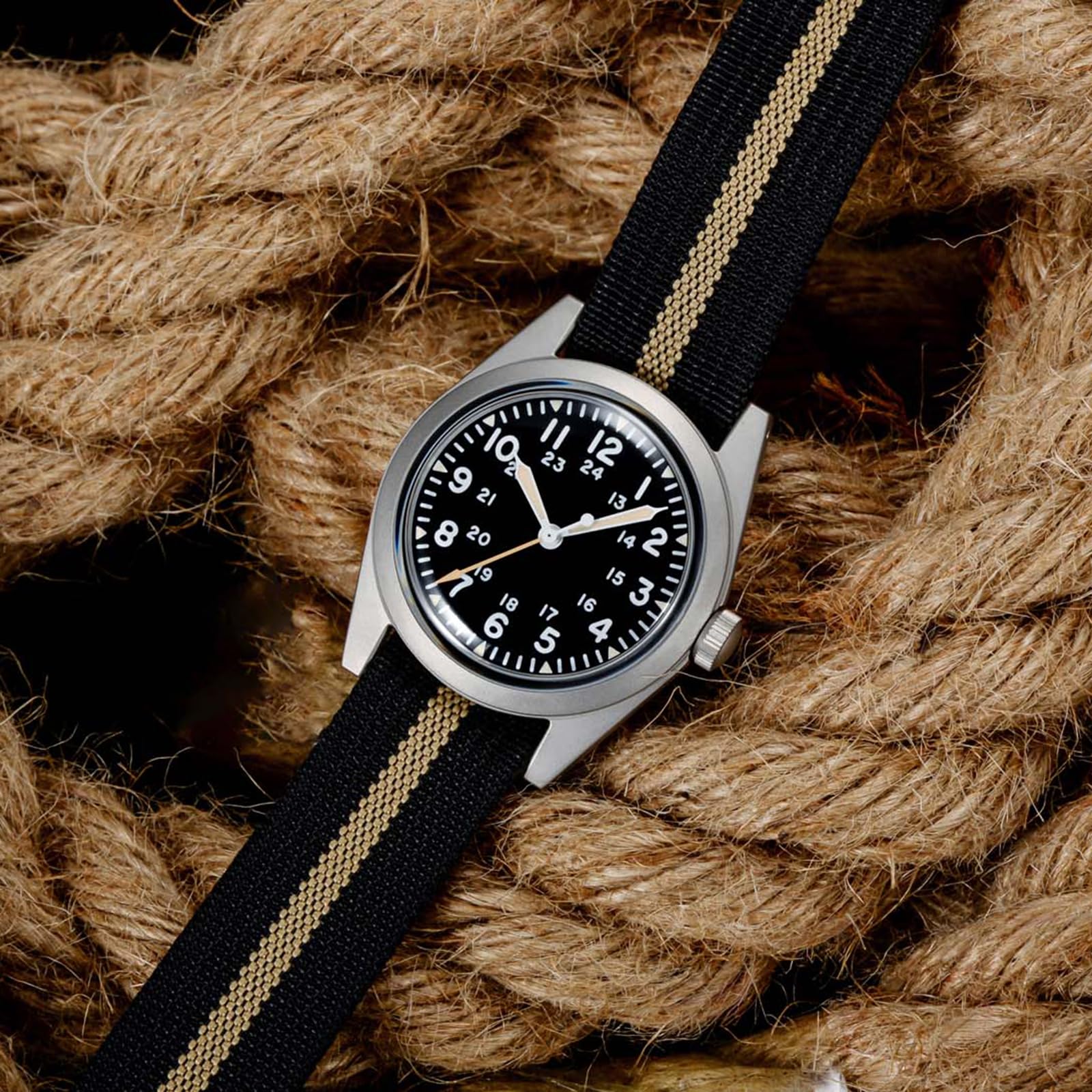 TACTICAL FROG RDUNAE RA04 Montre à quartz pour homme, 35 mm, style rétro, super 2035, lumineuse, étanche à 50 m, avec bracelet en nylon