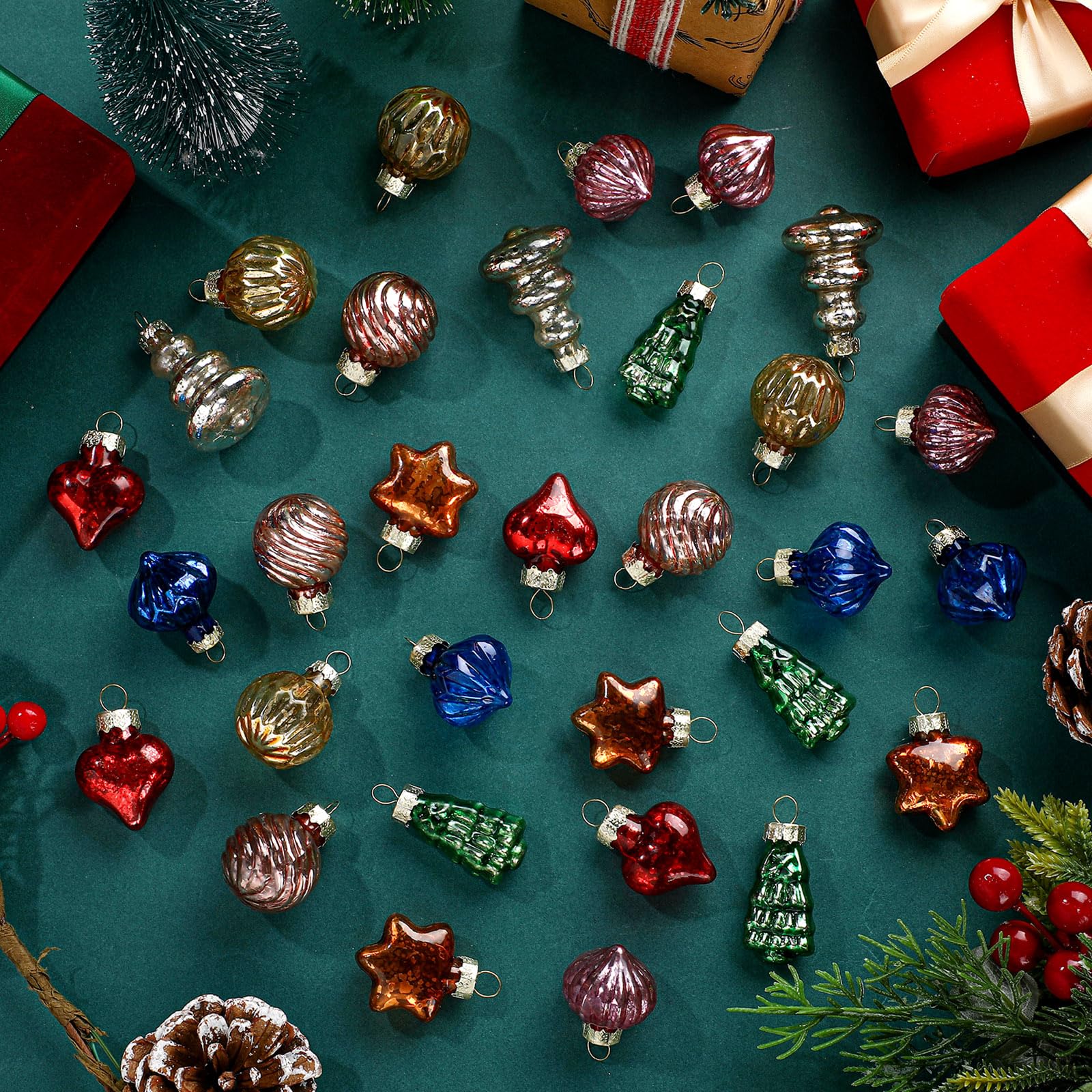 Amazon.com: Capoda 32 Pcs Vintage Christmas Ornaments 1.2 Inch
