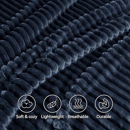 Miniatura 3 de Manta de forro polar Sherpa tamaño King  Manta de franela a rayas tamaño King para cama para uso durante todas las estaciones, azul marino, 104 x 90