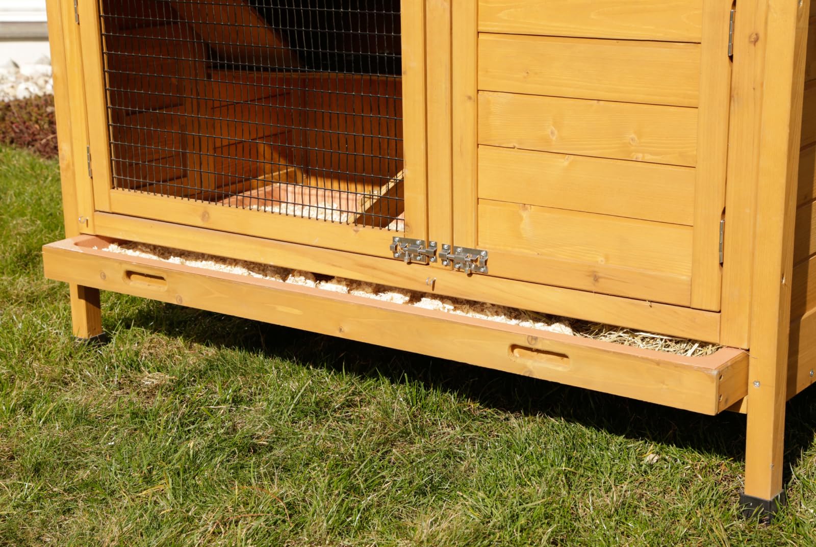 Kerbl Pet Nagerhaus Appartement Pro, 118x61x130 cm, Stall, Holz mit Holzschutzfarbe lasiert, Hasen, Nager, 5 cm hohe Ausziehwanne, wetterfestes Dach