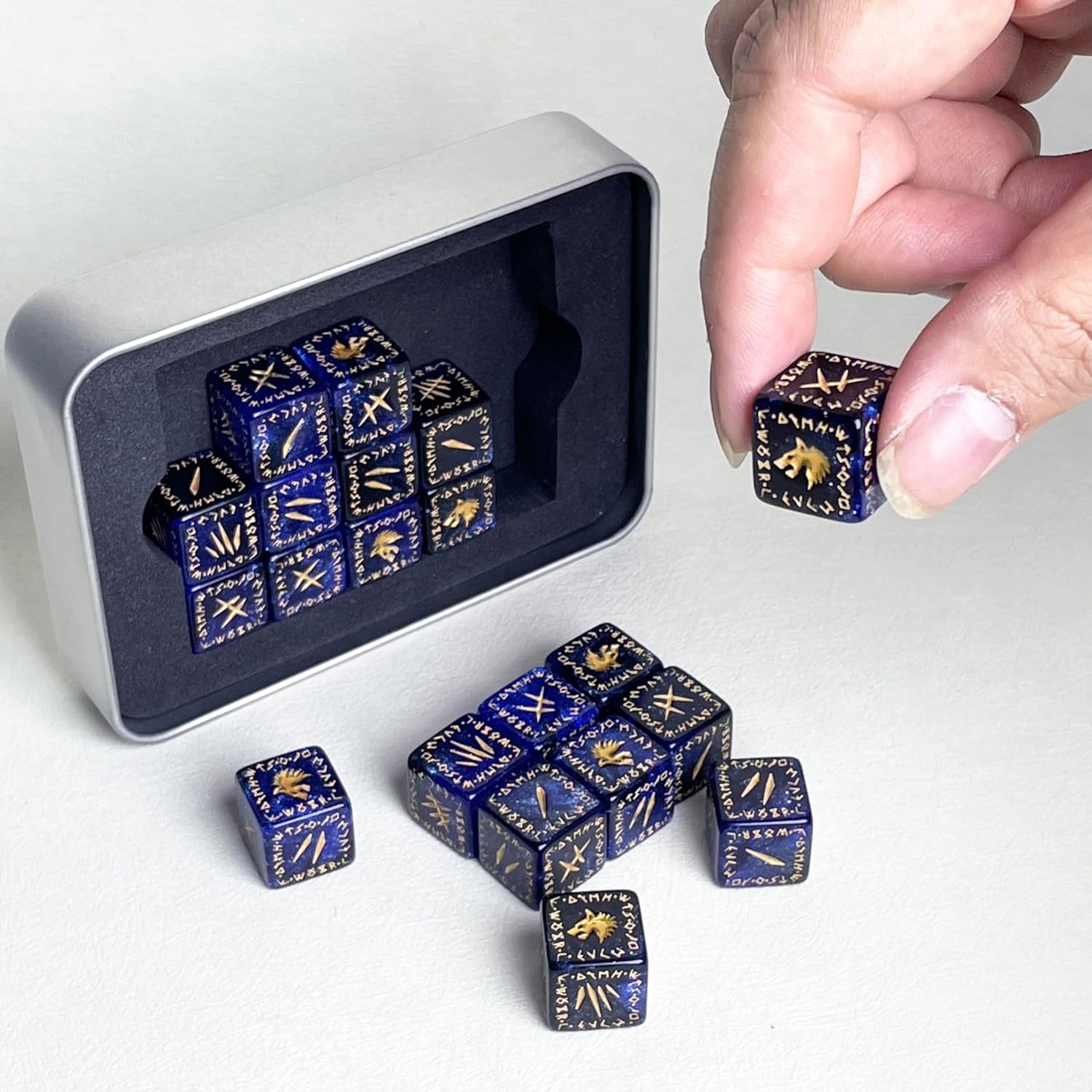 20 Pcs 16mm Runic Wolf Battle Tactical Standard D6 Dice Set with Storage Tin Ideal for Miniature Wargaming Commanders RPG TRPG