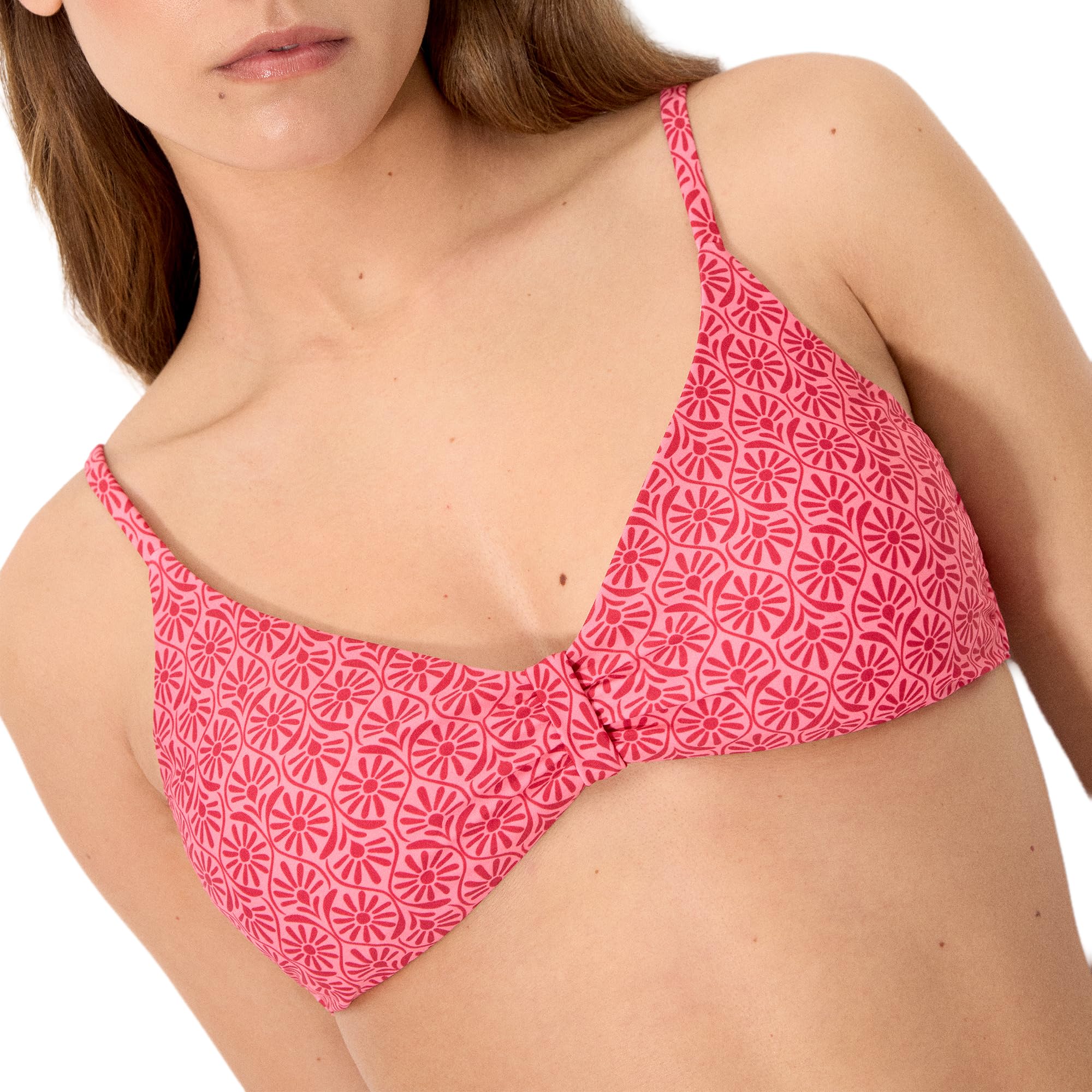 YSABEL MORA. Top Bikini Triángulo Flores Rosa Y Rojo Copa B. Top Triángulo Copa B Sin Aro con Relleno Extraíble Cierre De Broche Y Tirantes Fijos .Colección Cherry.