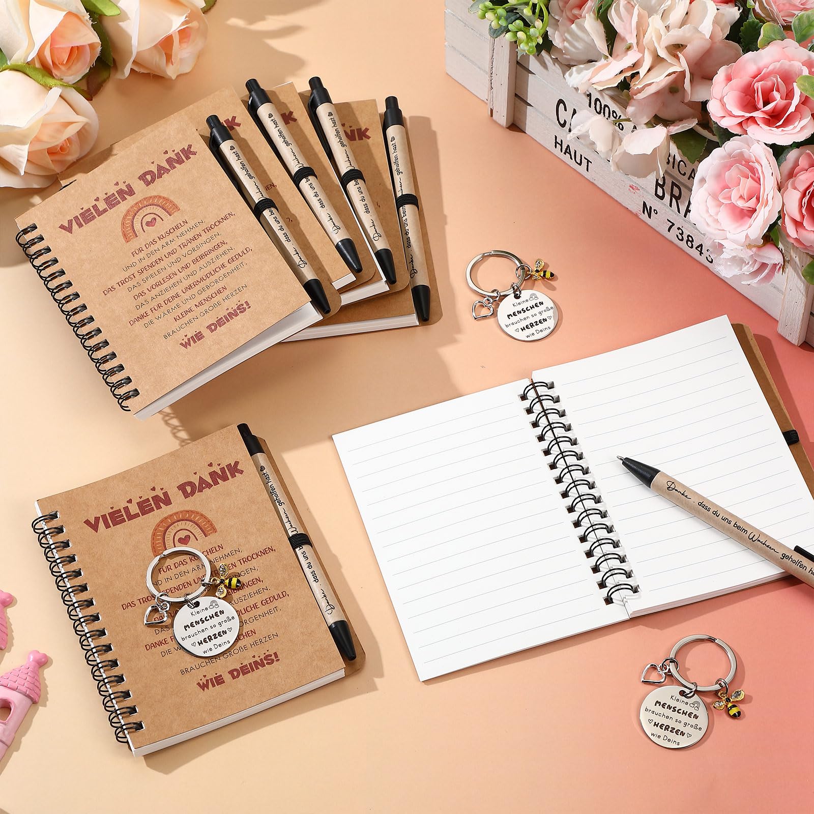 Sinmoe 6 Set Regalo Insegnanti Educatori Quaderno Penna Portachiavi Asilo Nido Scuola Materna Elementare