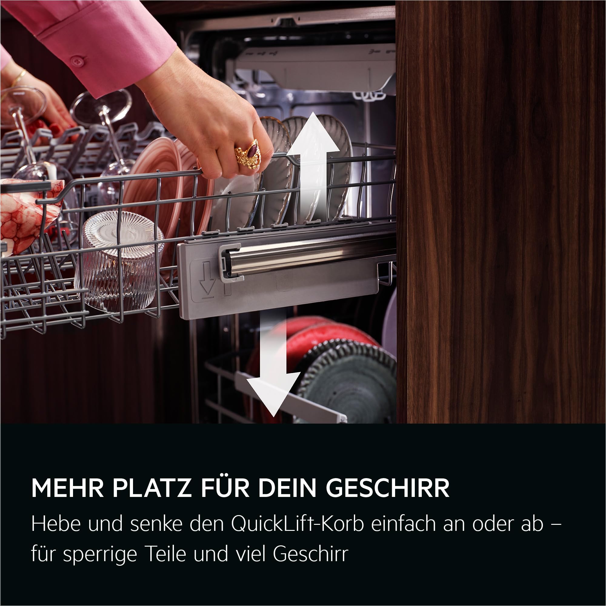 Vollintegrierter AEG 8000 Geschirrspüler, 60cm, smarte WiFi Spülmaschine, vielseitige Körbe & sichere Glasreinigung, ComfortLift Hebefunktion, 40 dB, LightOnFloor, nur 8,4L Wasserverbrauch, GI8200B4SC
