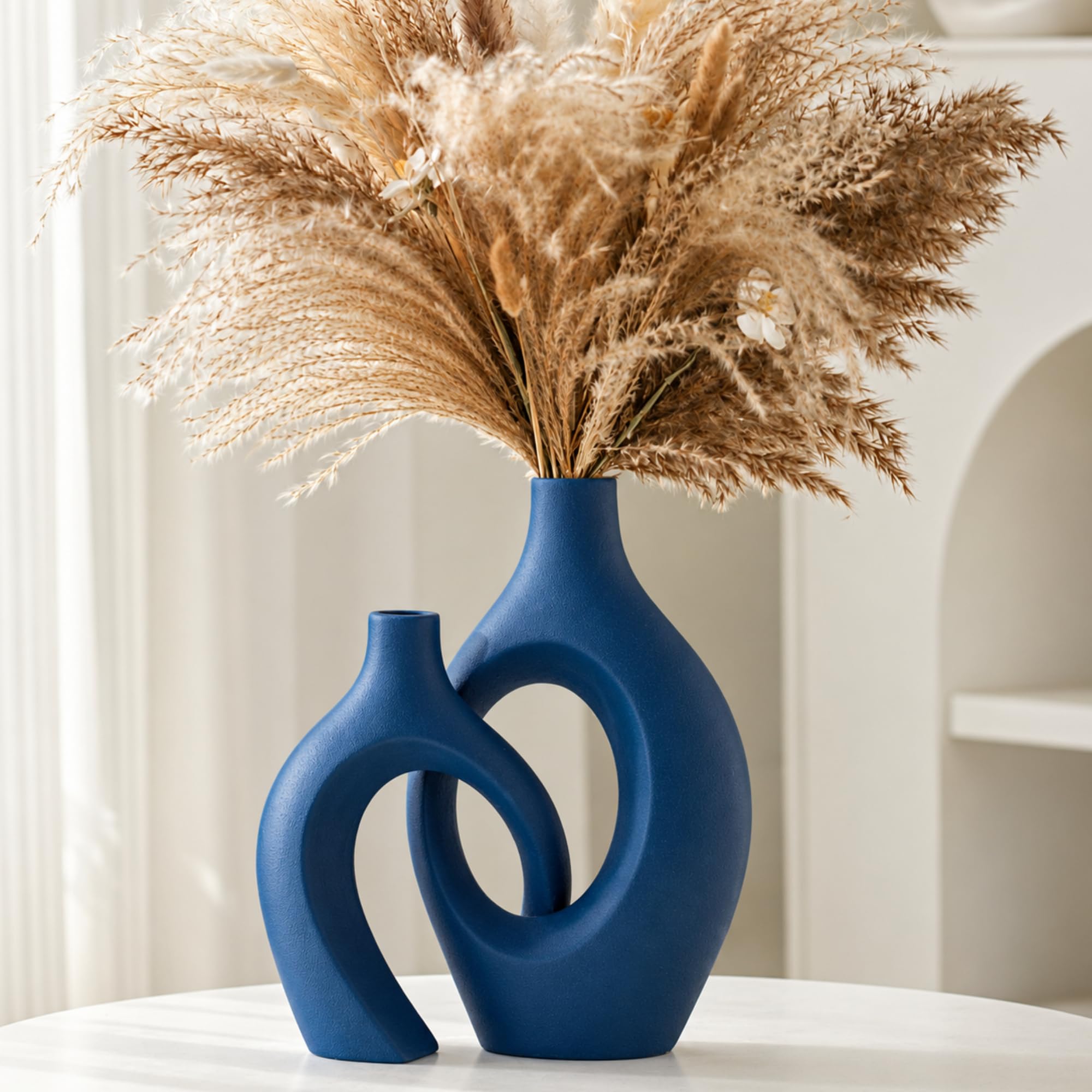 Lvases Snuggle Hollow Ceramic Vase of 2, Modern Minimalist Decorative Vases