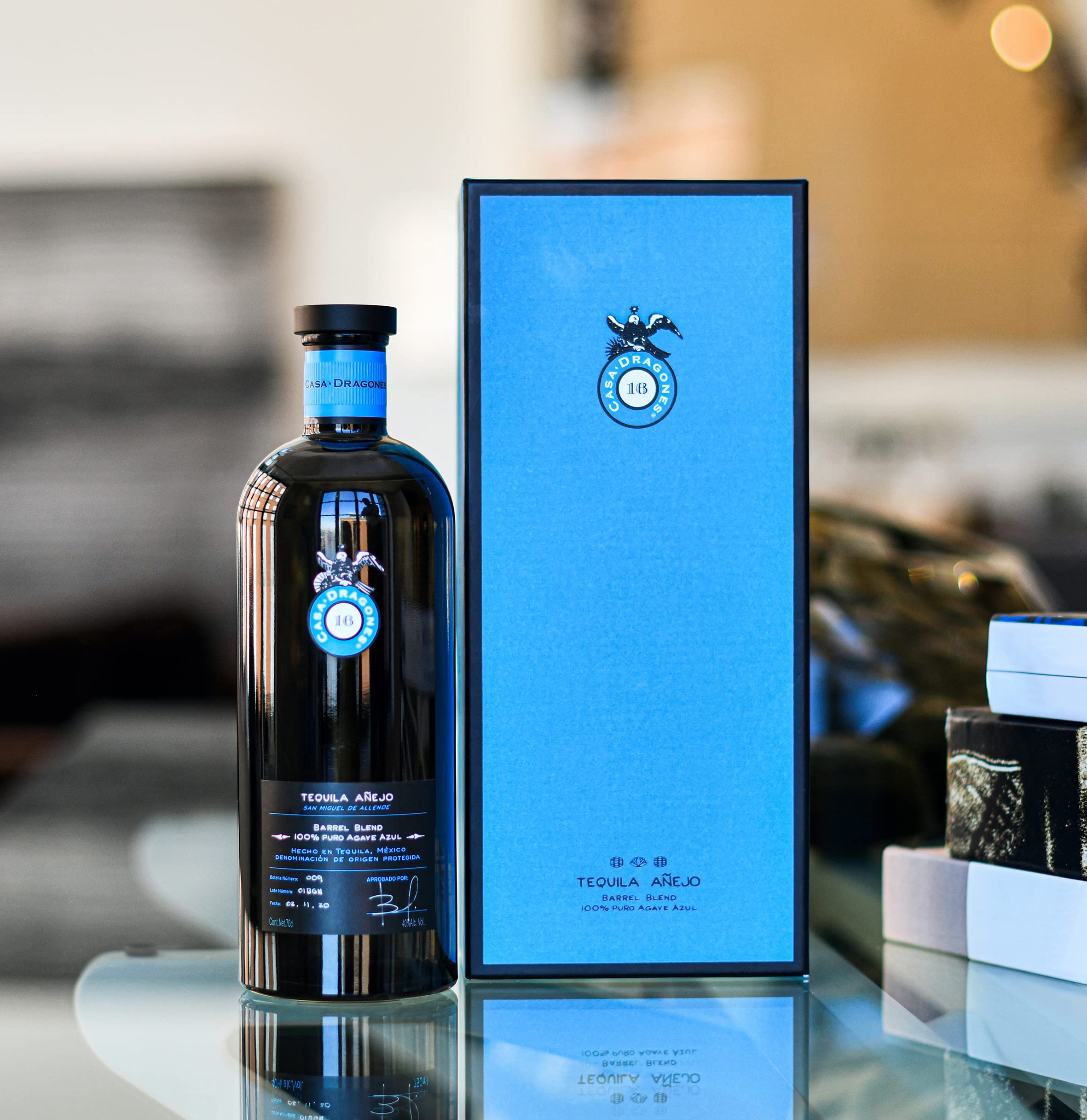 Casa Dragones Tequila AÑEJO Barrel Blend 100% Puro Agave Azul 40% Vol. 0,7l in Giftbox