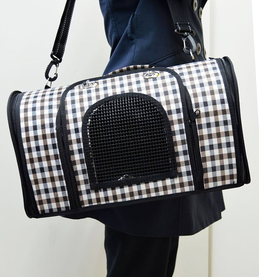 チェック柄ペットキャリーバッグ ペットキャリーバック チェック柄 の通販 by yuu_shop｜ラクマ