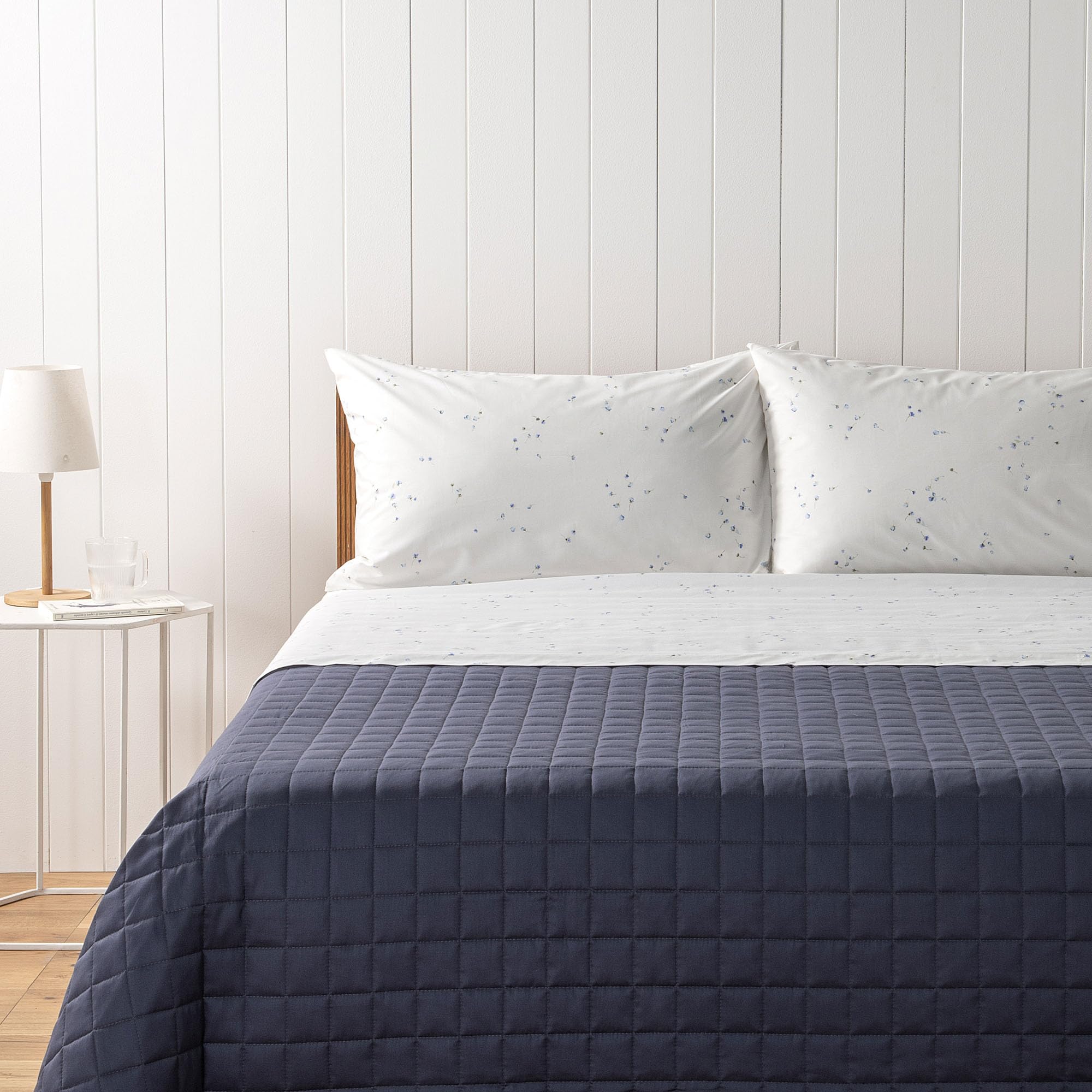 Zucchi, Completo Letto Matrimoniale, Collezione Ginny, Percalle, Bianco con Fiori Viola