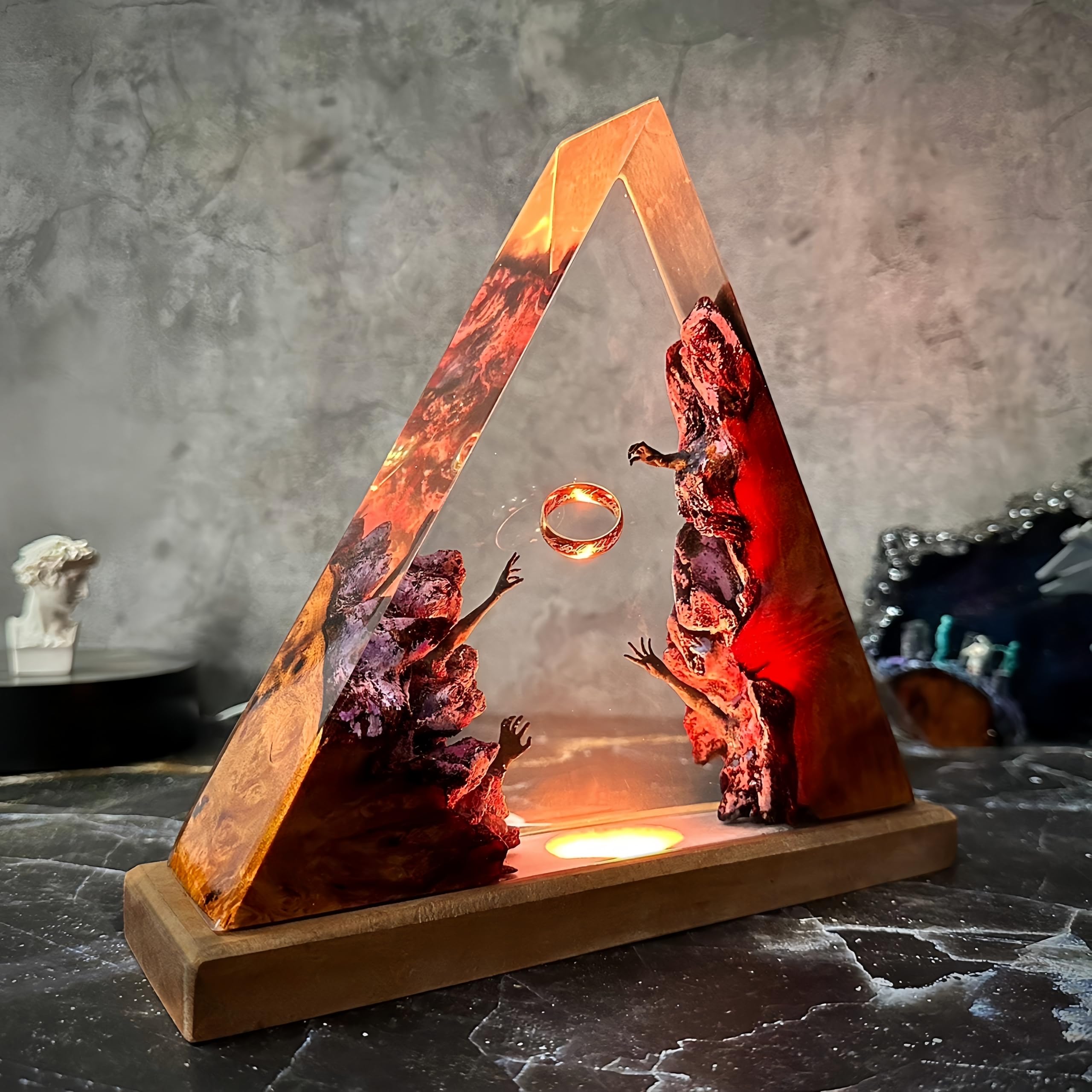 DDXXZHU Enchanting Lord of The Rings Themed Epoxy Resin Wooden Night Light,Custom Resin Lamp A Handcrafted Art Gift with Multi-Color Options (Colored Light, 4.5 * 5 inch)
