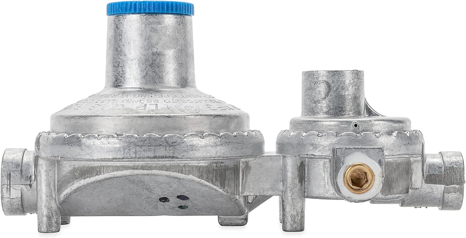 Camco 59323 Horizontal Two Stage Propane Regulator