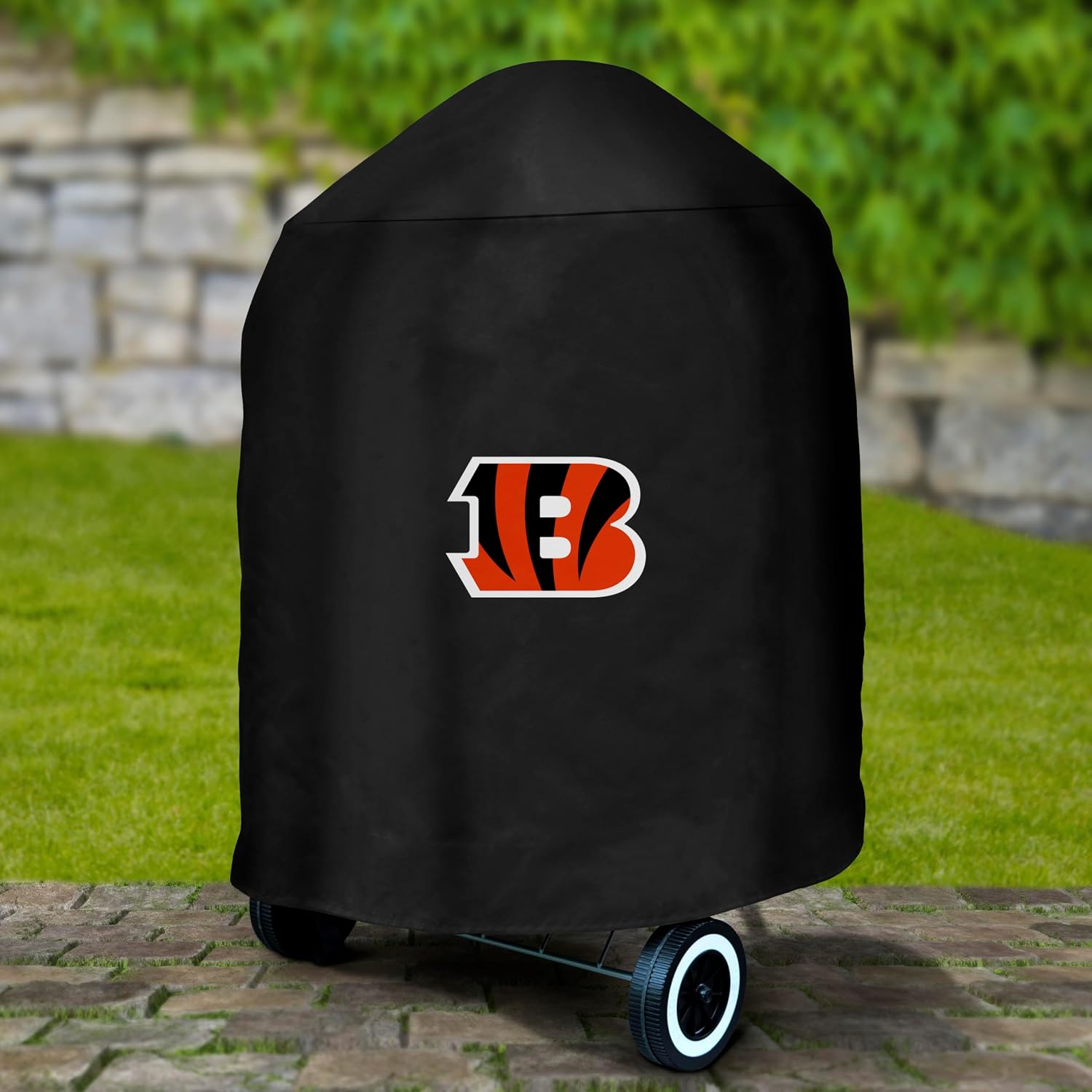 FANMATS 42831 NFL - Cincinnati Bengals Kettle Style Grill Cover with Primary Team Logo - 25in x 25in x 35in