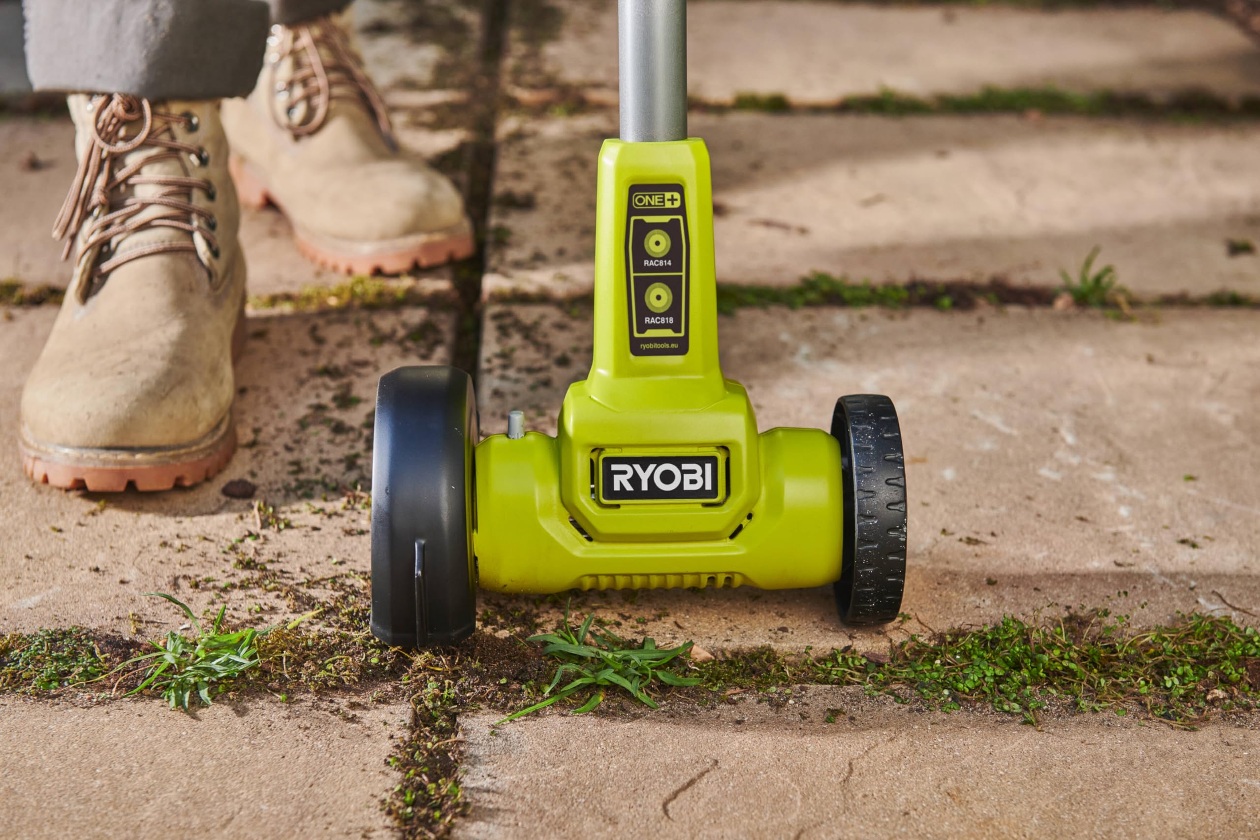 RYOBI 18 V ONE+ Akku-Fugenreiniger RY18PCC-120, mit Drahtbürste, inkl. 1x 2,0 Ah Akku und Ladegerät