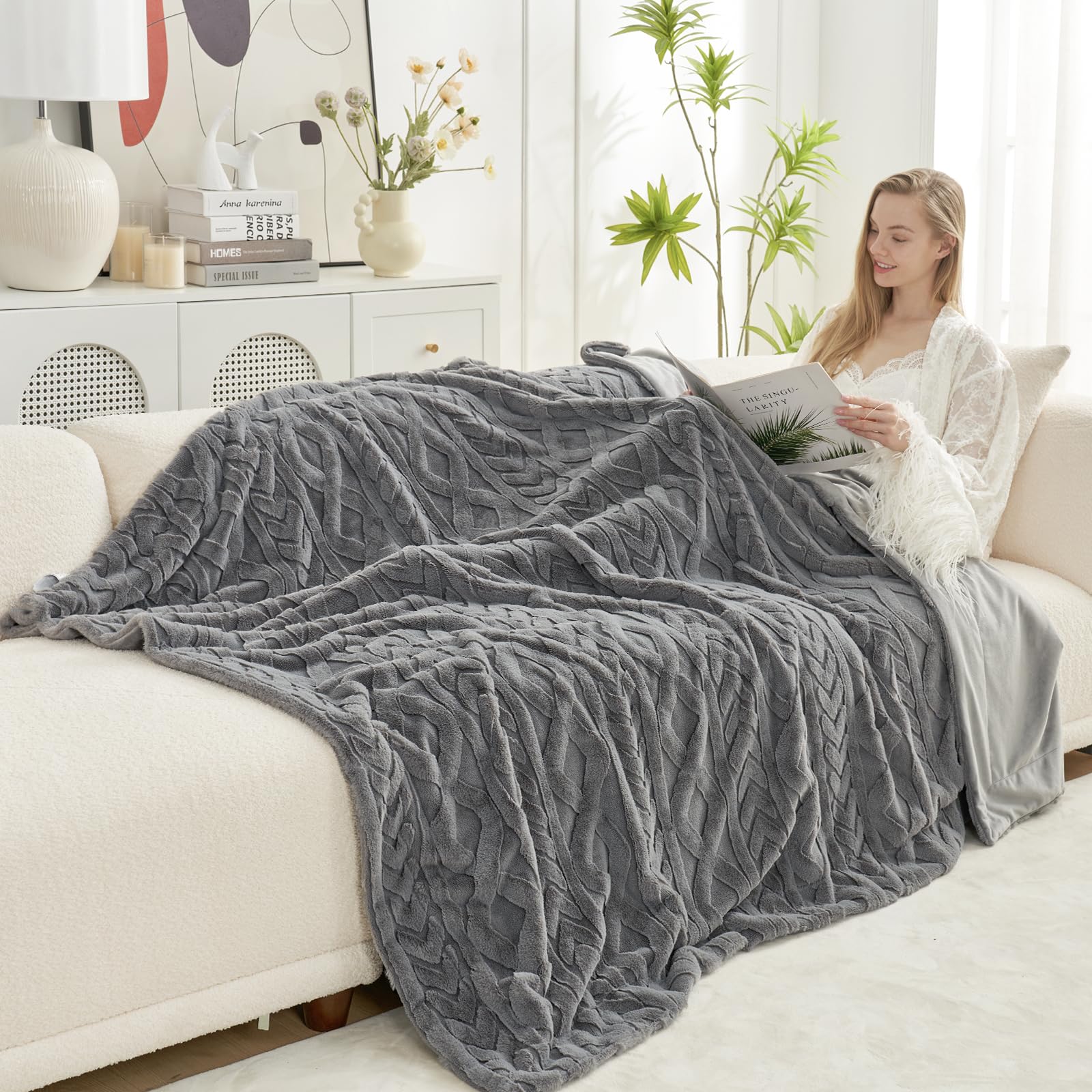 Cozy Bliss Luxury Faux Fur Blanket for Couch, Jacquard 3D Cable Knit Throw Blanket Size 60"x80" Grey, Extra Soft Fluffy Warm Blanket for Sofa Bed Living Room Bedroom Car