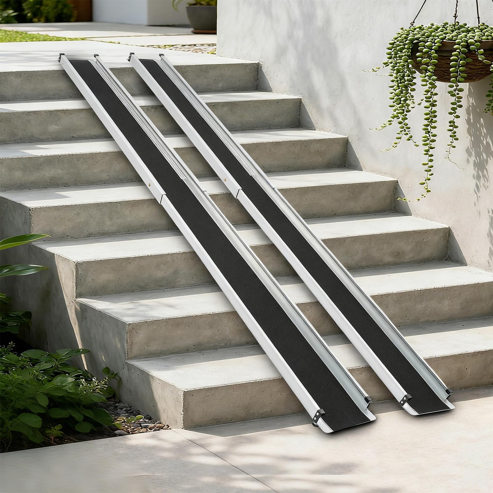 Rampas telescópicas para sillas de ruedas, de aleación de aluminio con capacidad de carga de 300 kg, negro y plateado, para silla de ruedas, escalones y ayudas de movilidad como bicicletas scooter