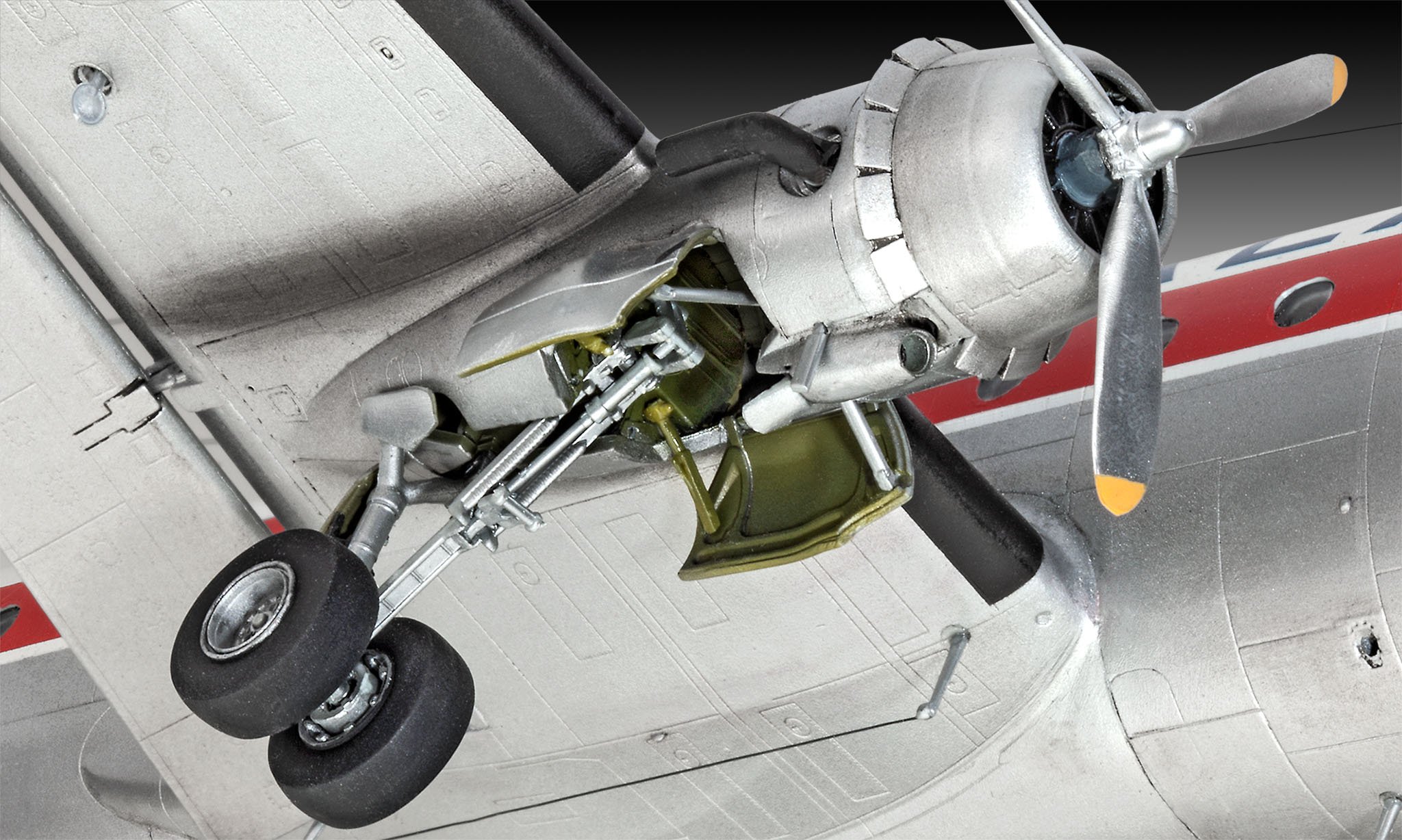 Amazon | 1/72 ダグラス DC-4 バルエア プラモデル 04947 | プラモデル