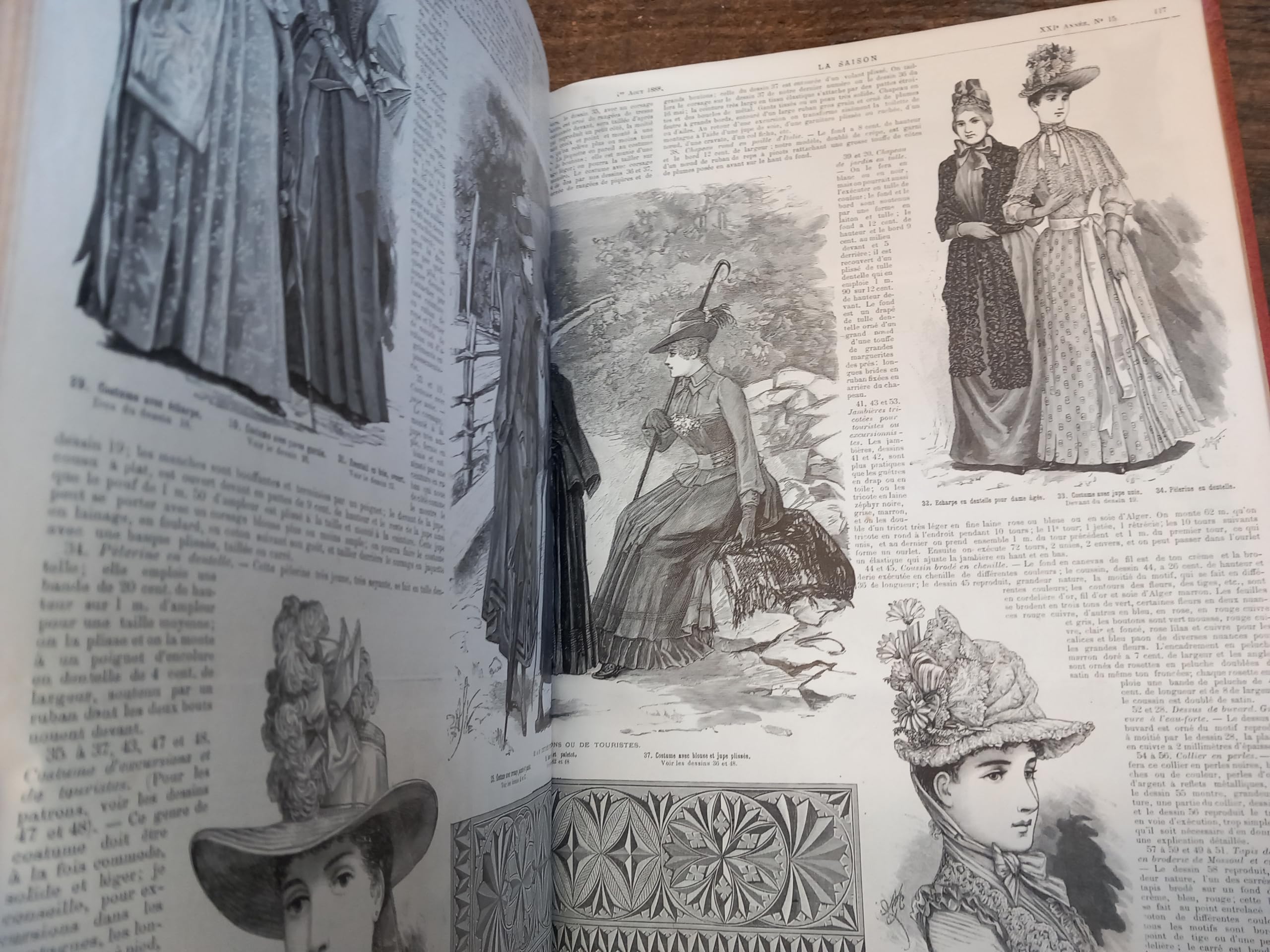 la saison journal illustré des dames la mode universelle, les modes parisiennes, les modes de saison et la mode de Paris - année complète 1888