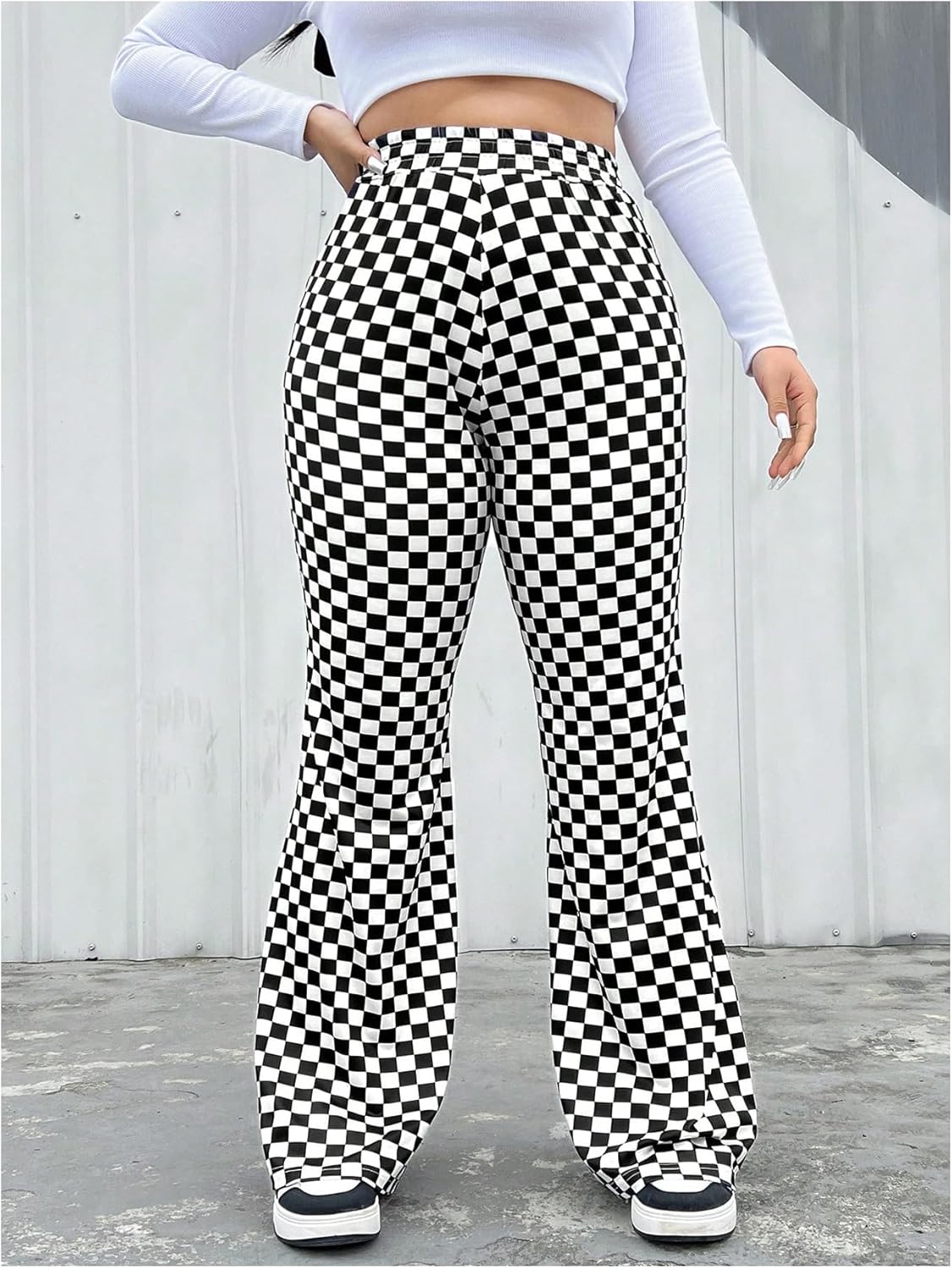 WDIRARA Women's Plus Size Newspaper Print Flare Pants High Waist Causal Long Pants Streetwear - Image 2
