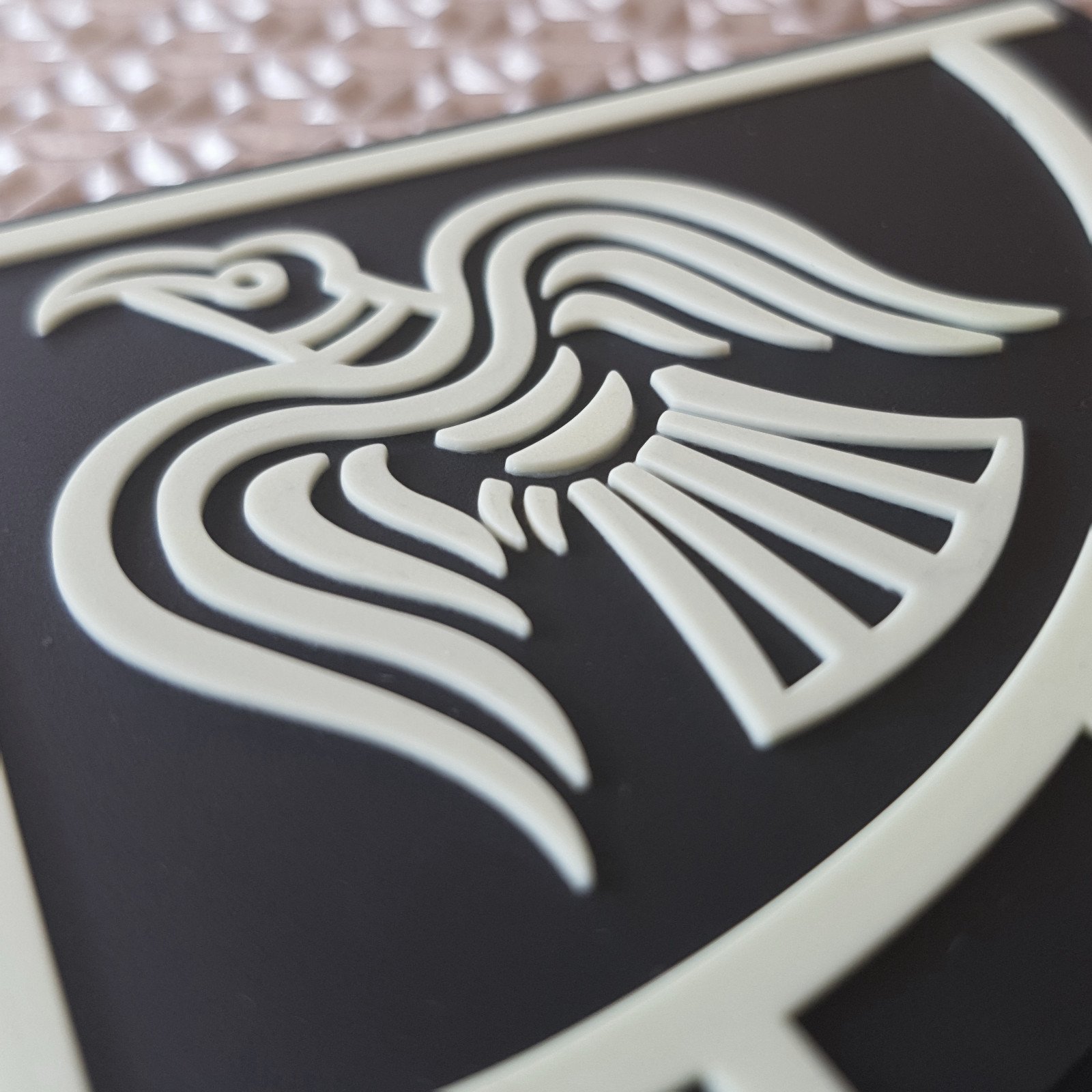 Norse Raben Banner PVC Patch – Wikinger-Motiv, 6,6x7,6 Cm, Klett-Velcro-fähig