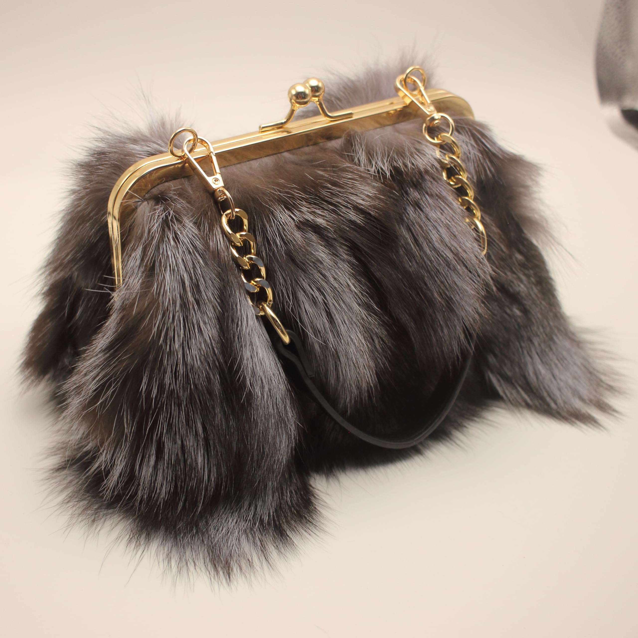 Luxurious Fashion Natural Fox Fur with Hair Handbag for Women and Ladies (Silver Gray)