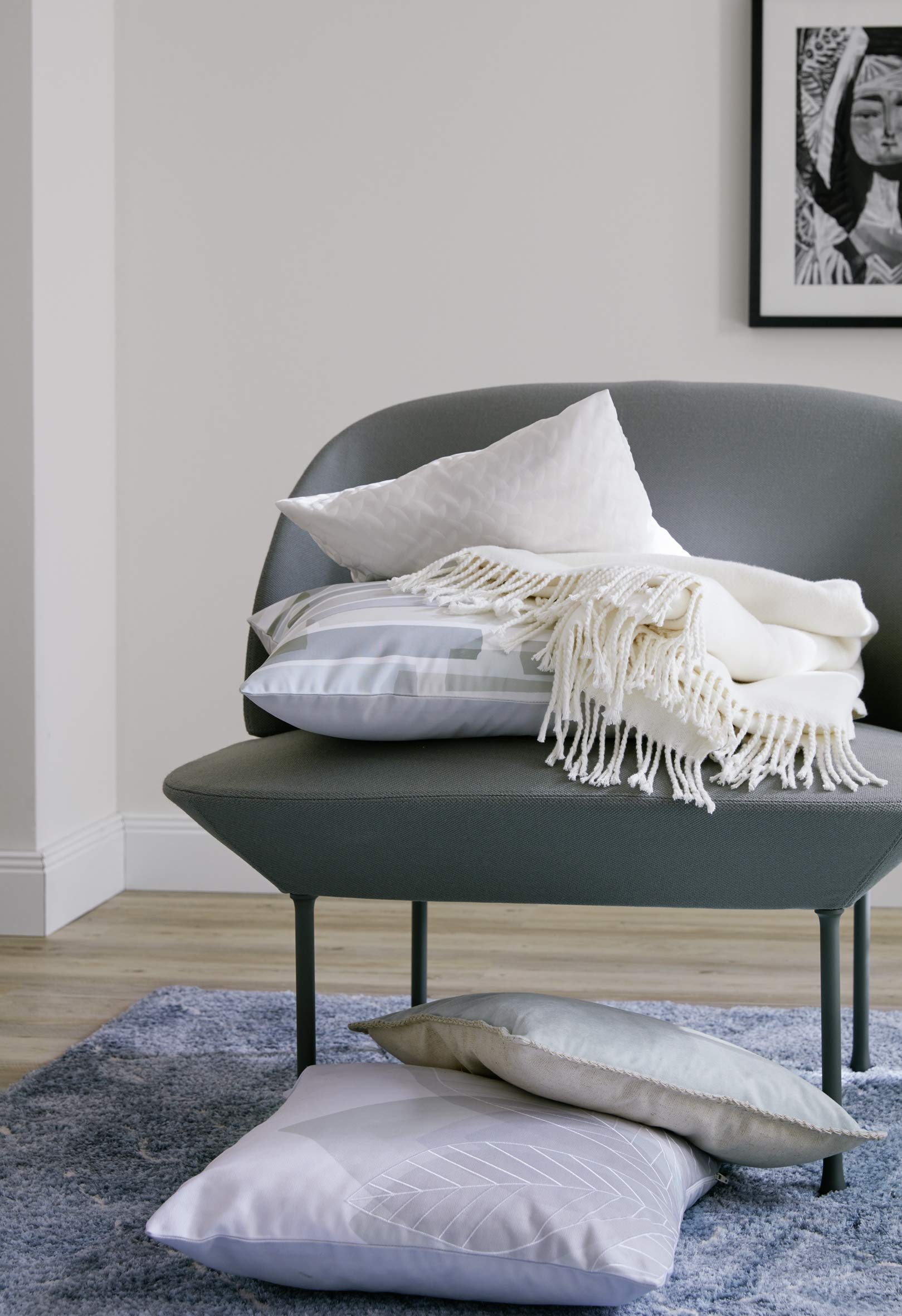 Schöner Wohnen Kollektion Tagesdecke 140x200 Baumwolle Mischung • unifarbene Kuscheldecke Basics • Sofadecke Dunkelgrau