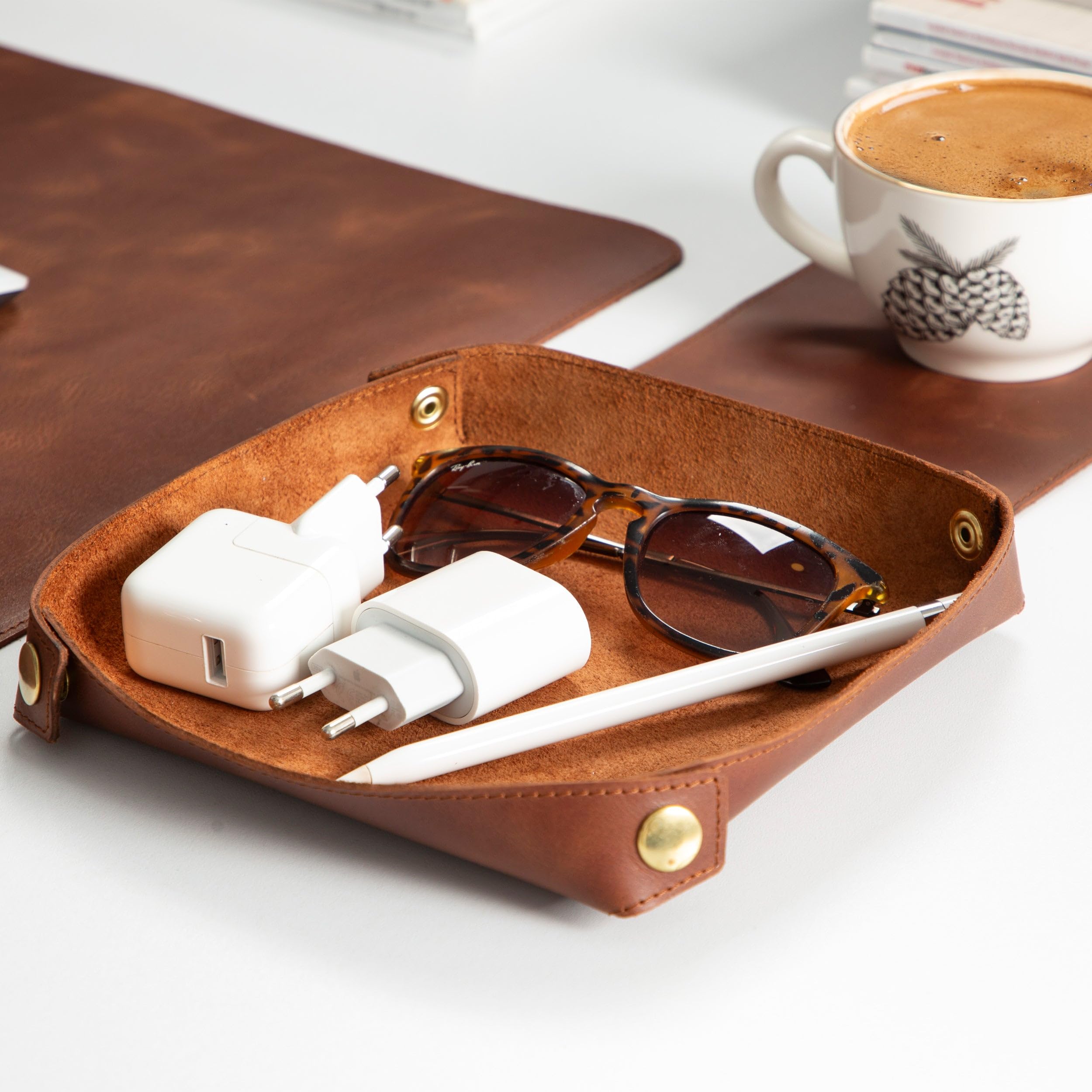 Büro-Set – Schreibtischunterlage aus echtem Leder (81,3 x 40,6 cm), Schreibtisch-Organizer und Tassen-Untersetzer – hochwertiges handgefertigtes Bürozubehör für eleganten Arbeitsplatz